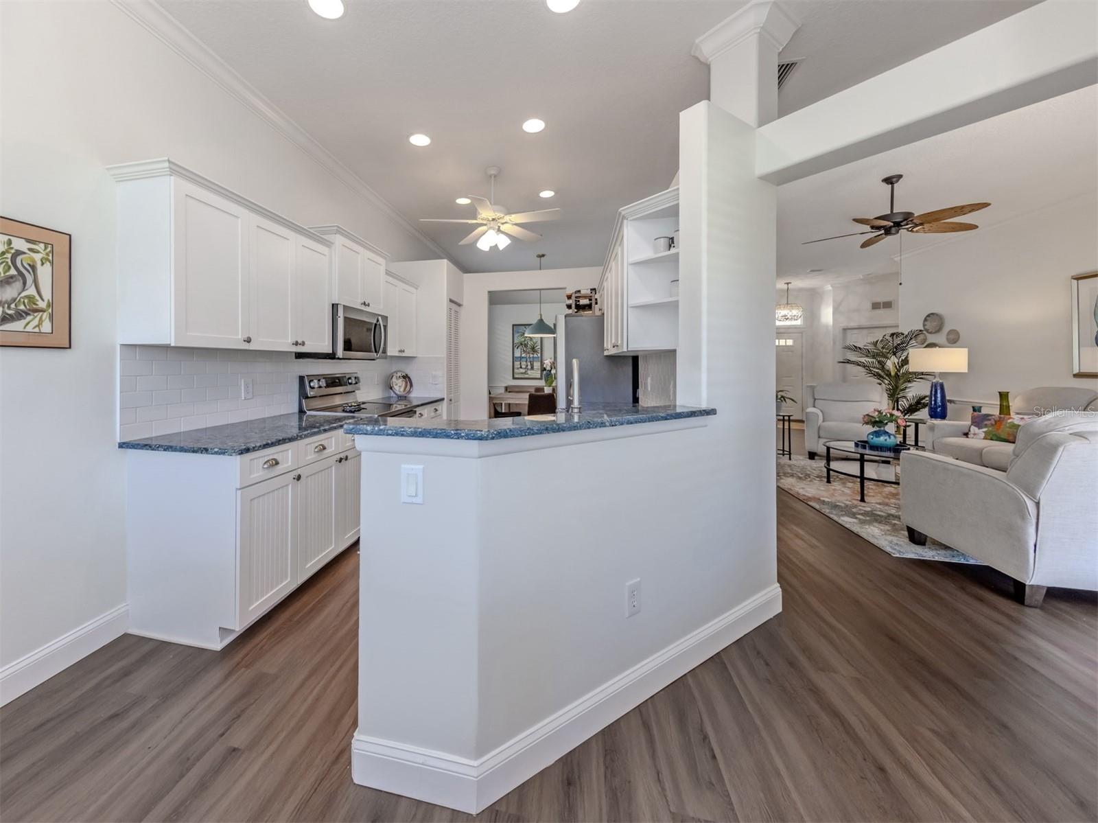 Image 15 of 65 For 535 Fallbrook Drive