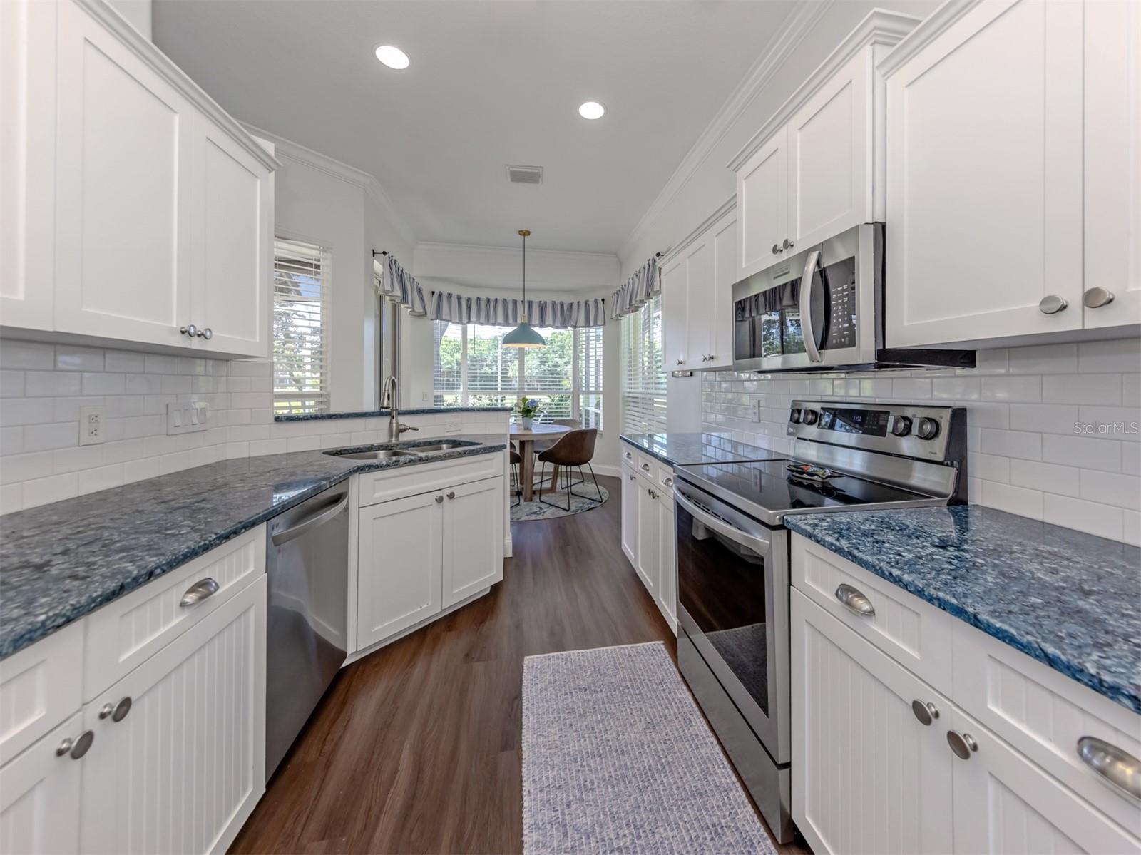 Image 17 of 65 For 535 Fallbrook Drive