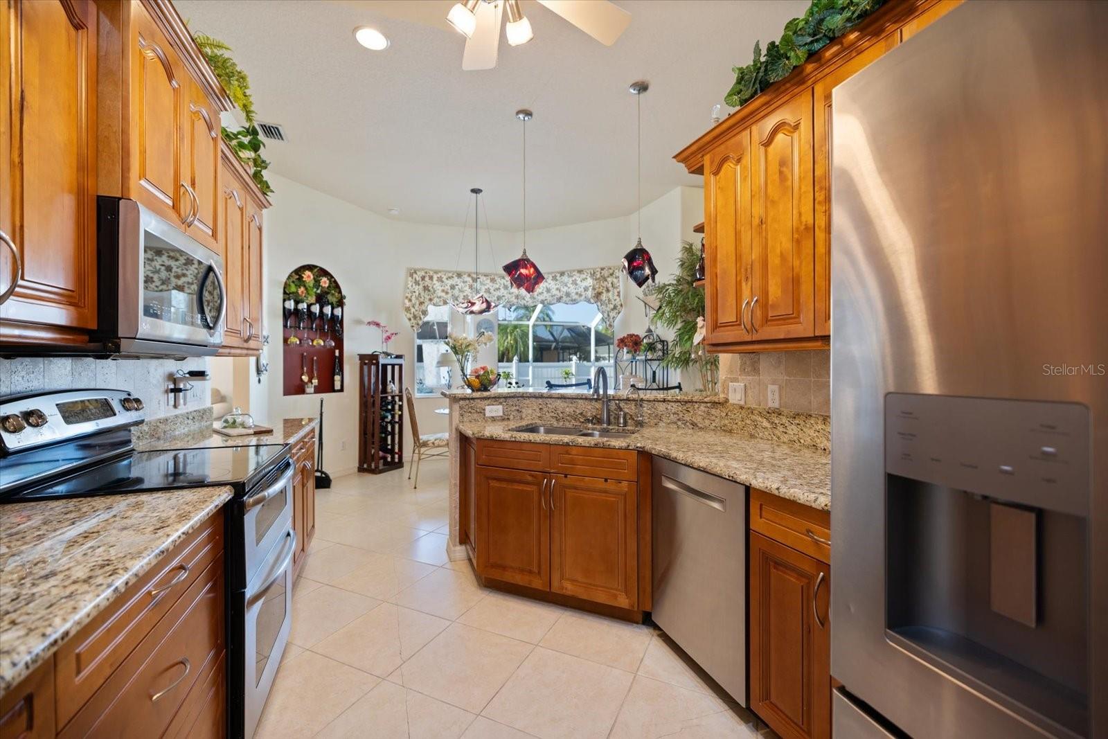 Image 15 of 40 For 4879 Eldron Avenue