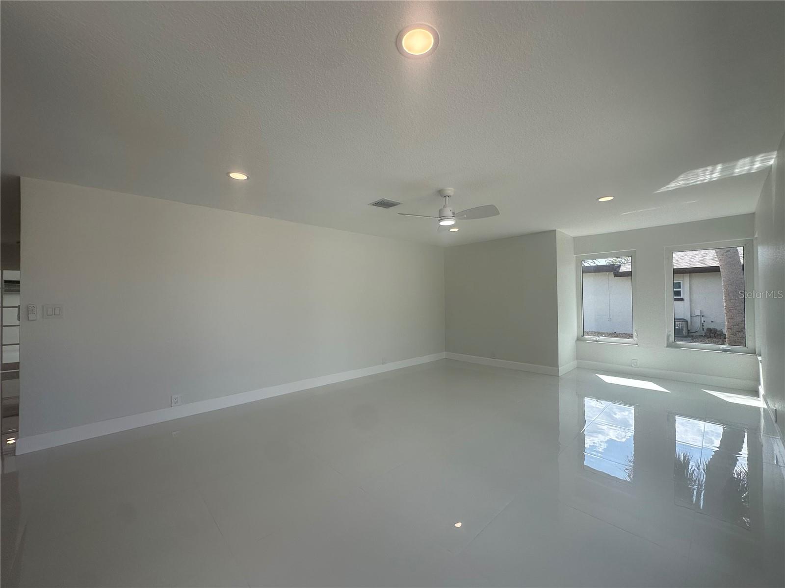 Image 6 of 23 For 230 Annapolis Lane