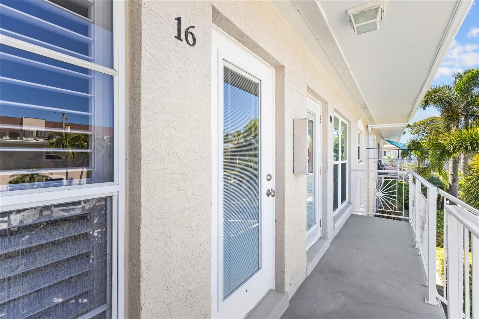 Image 3 of 41 For 521 Venice Avenue 16