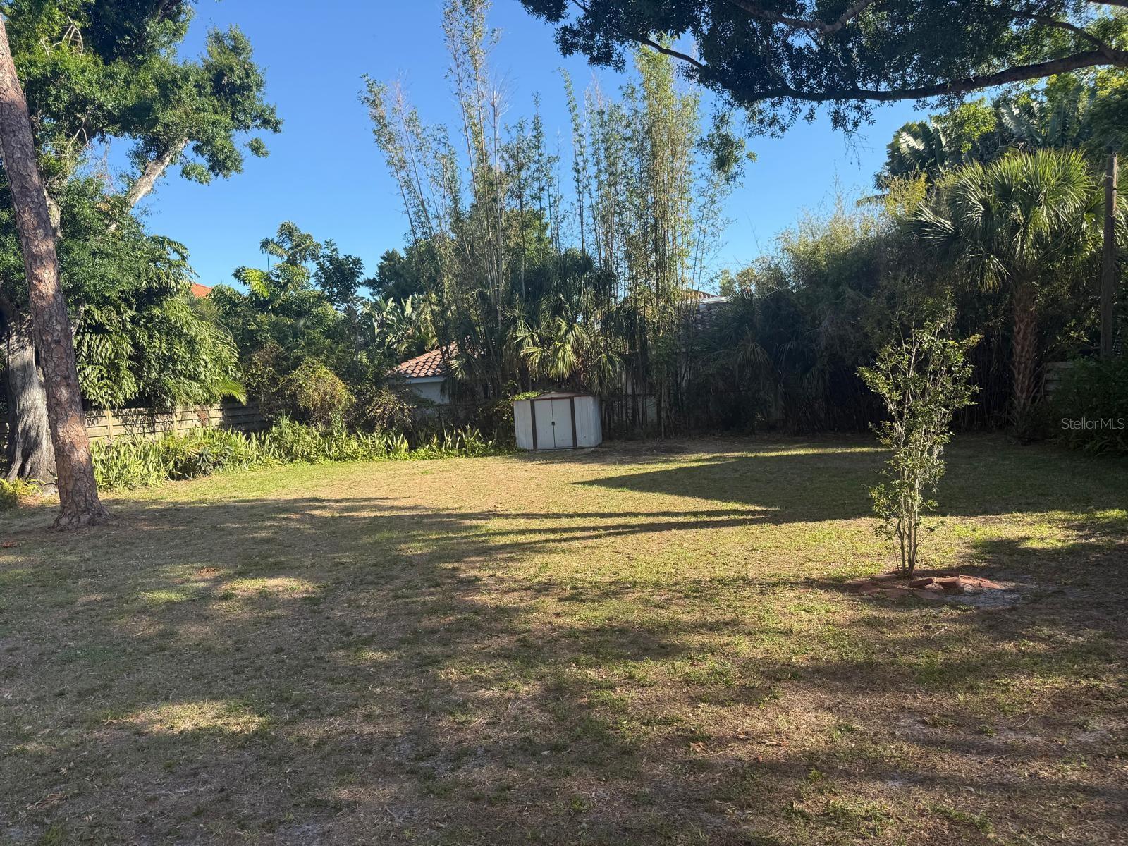 Image 8 of 9 For 1827 Alta Vista Street