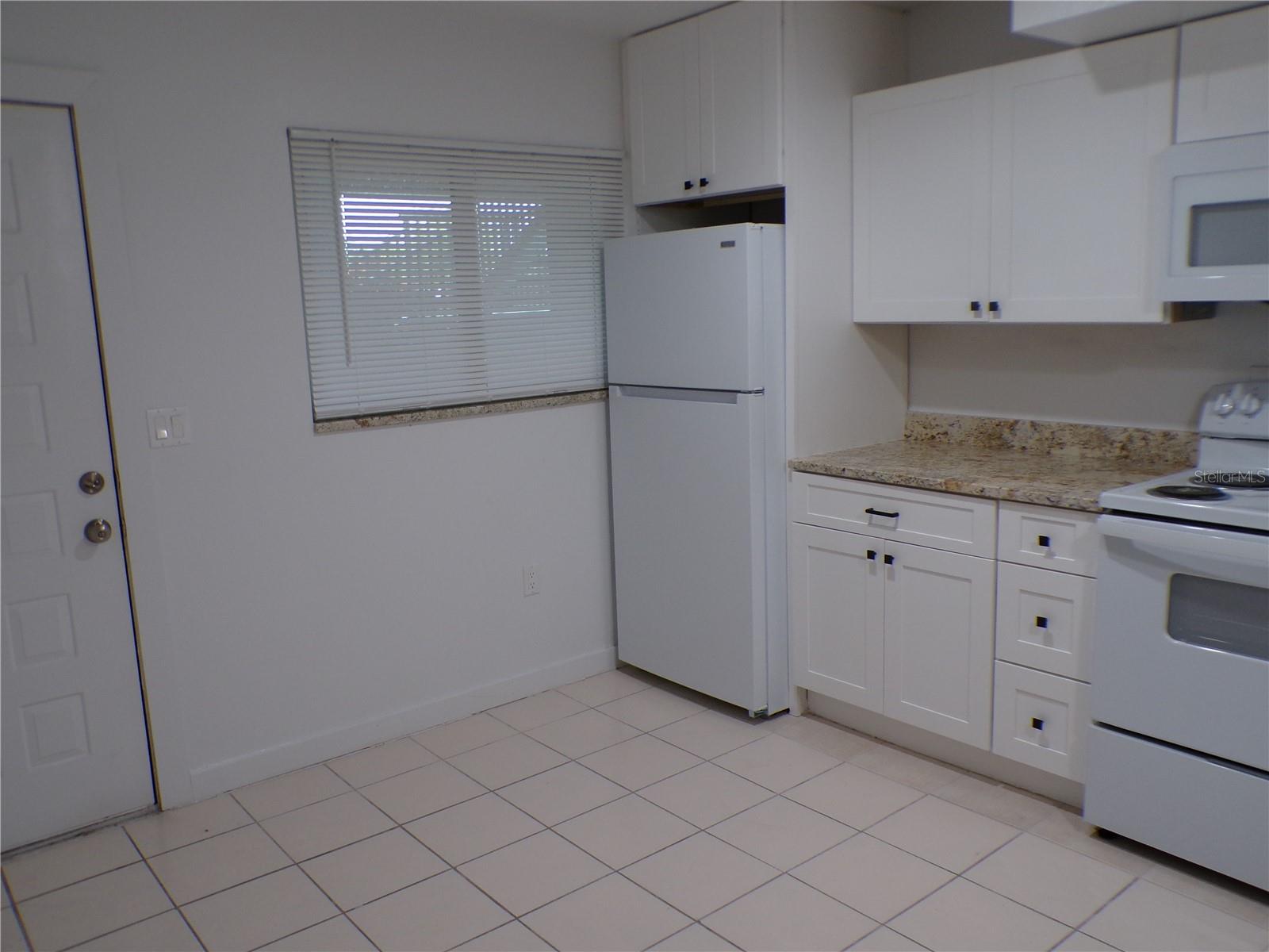 Image 5 of 15 For 1258 Barbara Drive 106