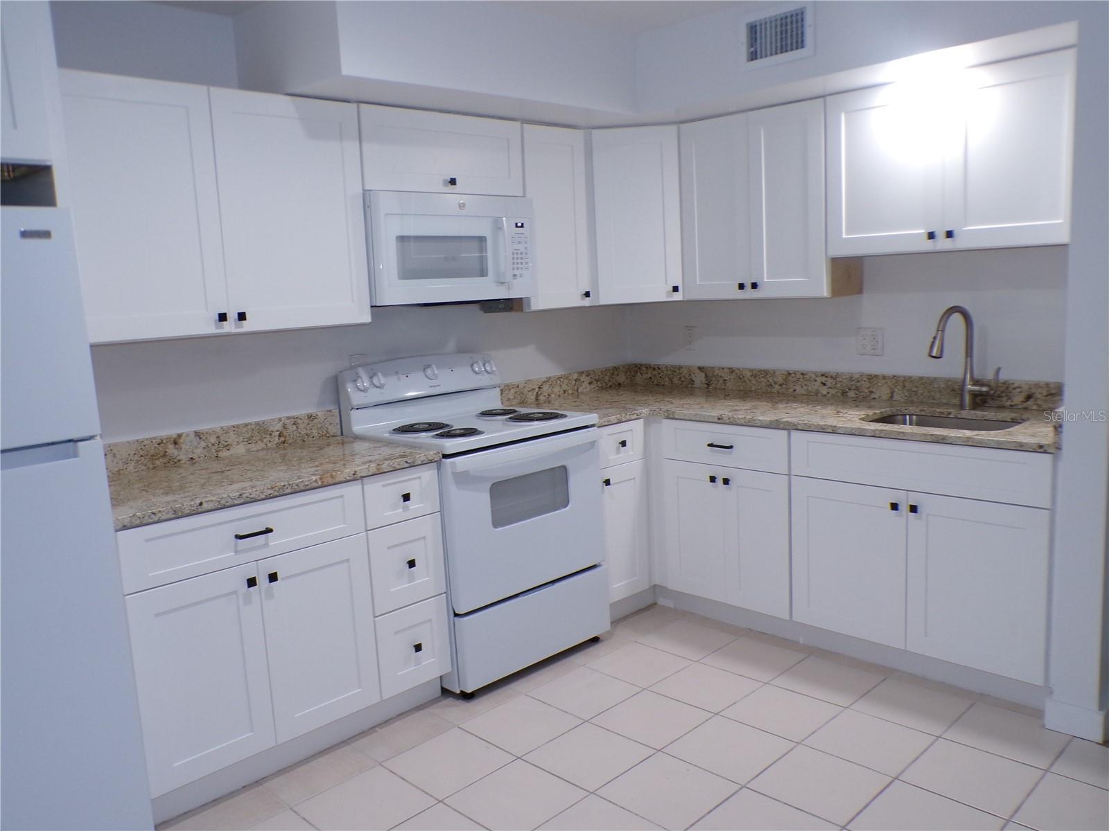 Image 6 of 15 For 1258 Barbara Drive 106