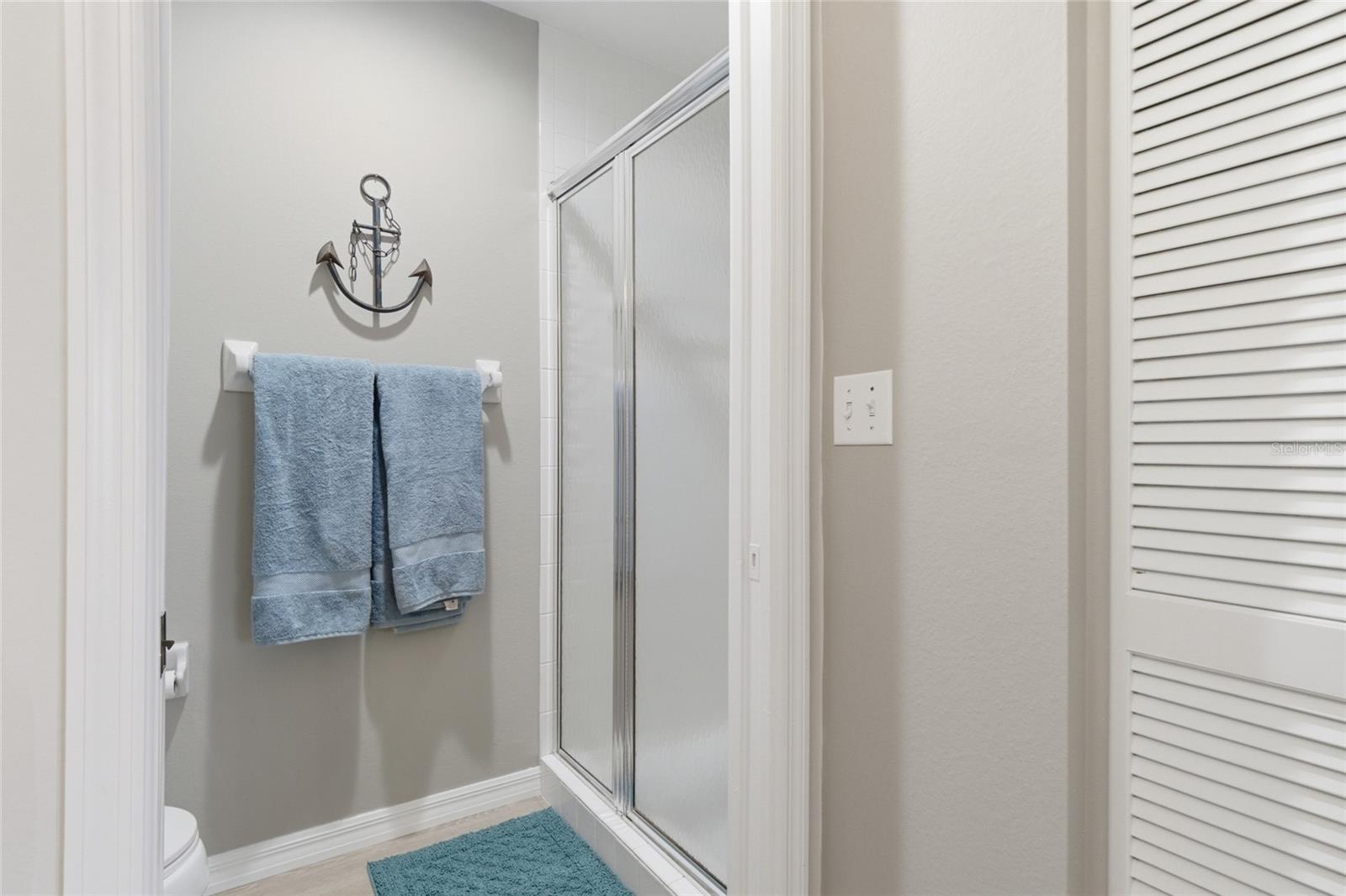 Image 23 of 46 For 9320 Clubside Circle S 2310