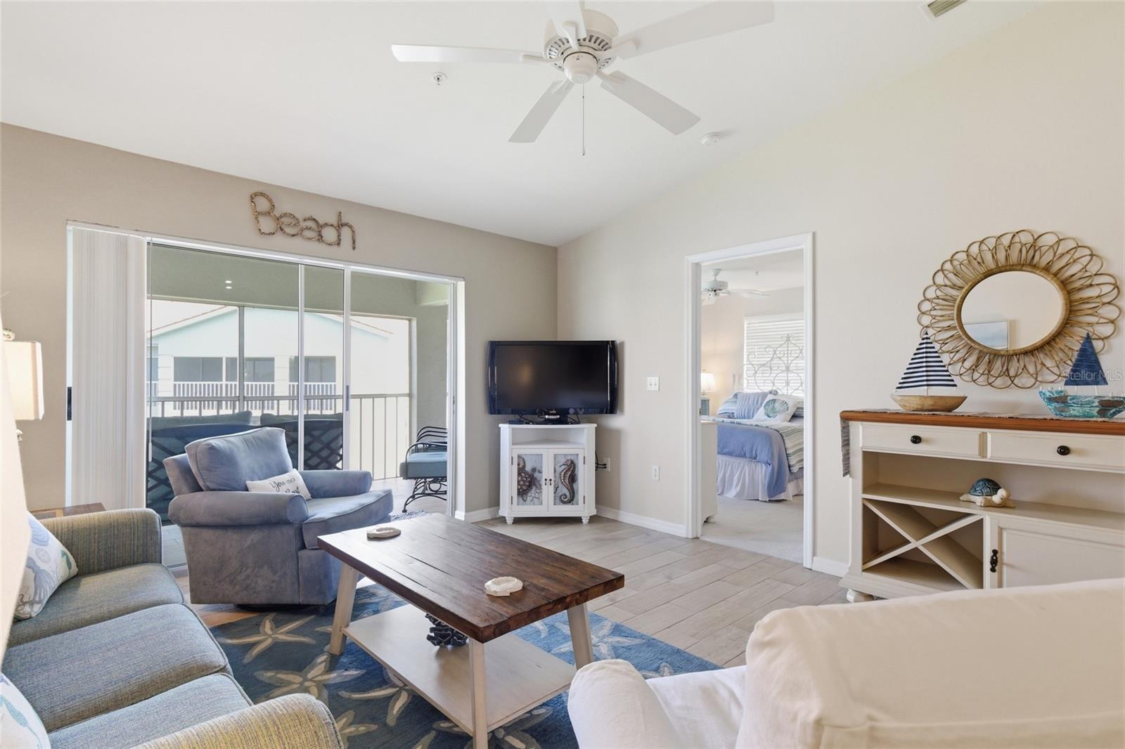 Image 9 of 46 For 9320 Clubside Circle S 2310