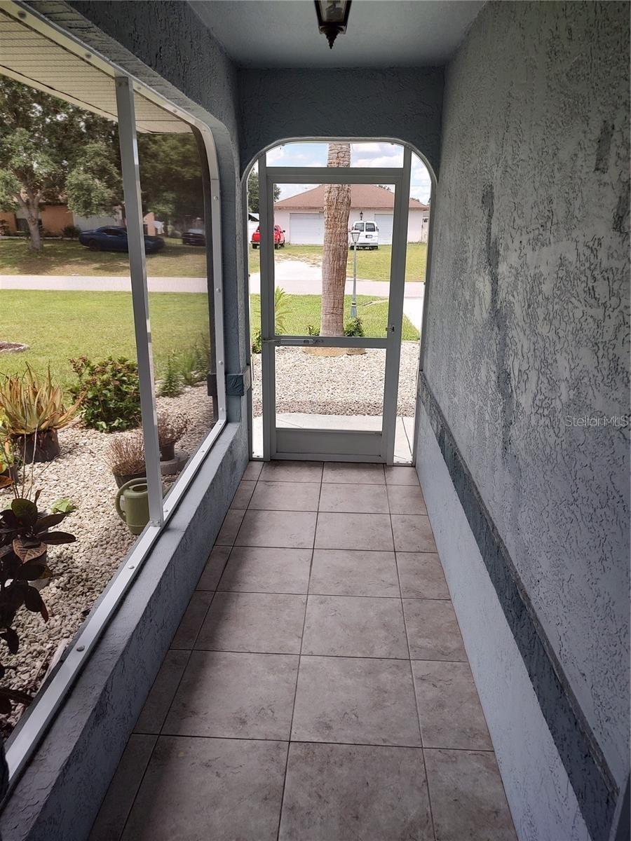 Image 2 of 9 For 2051 Logsdon Street
