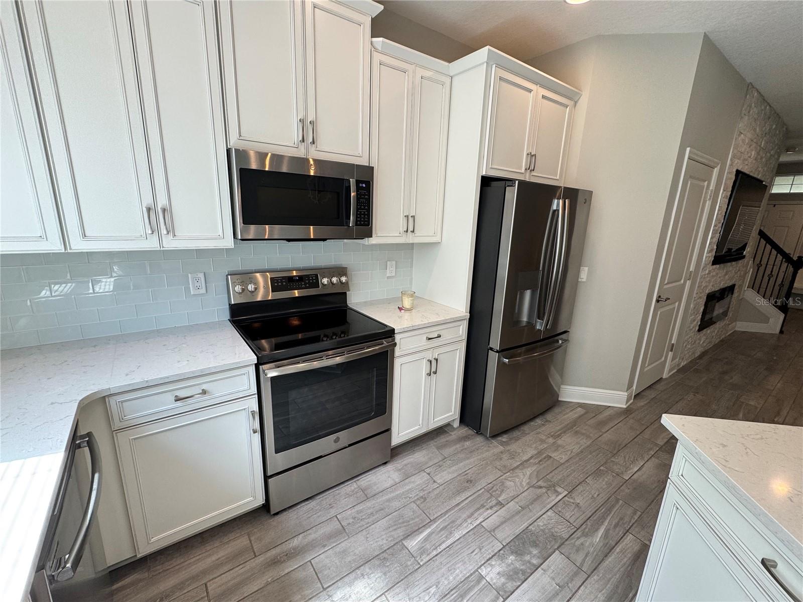 Image 12 of 23 For 5122 78th St Circle E