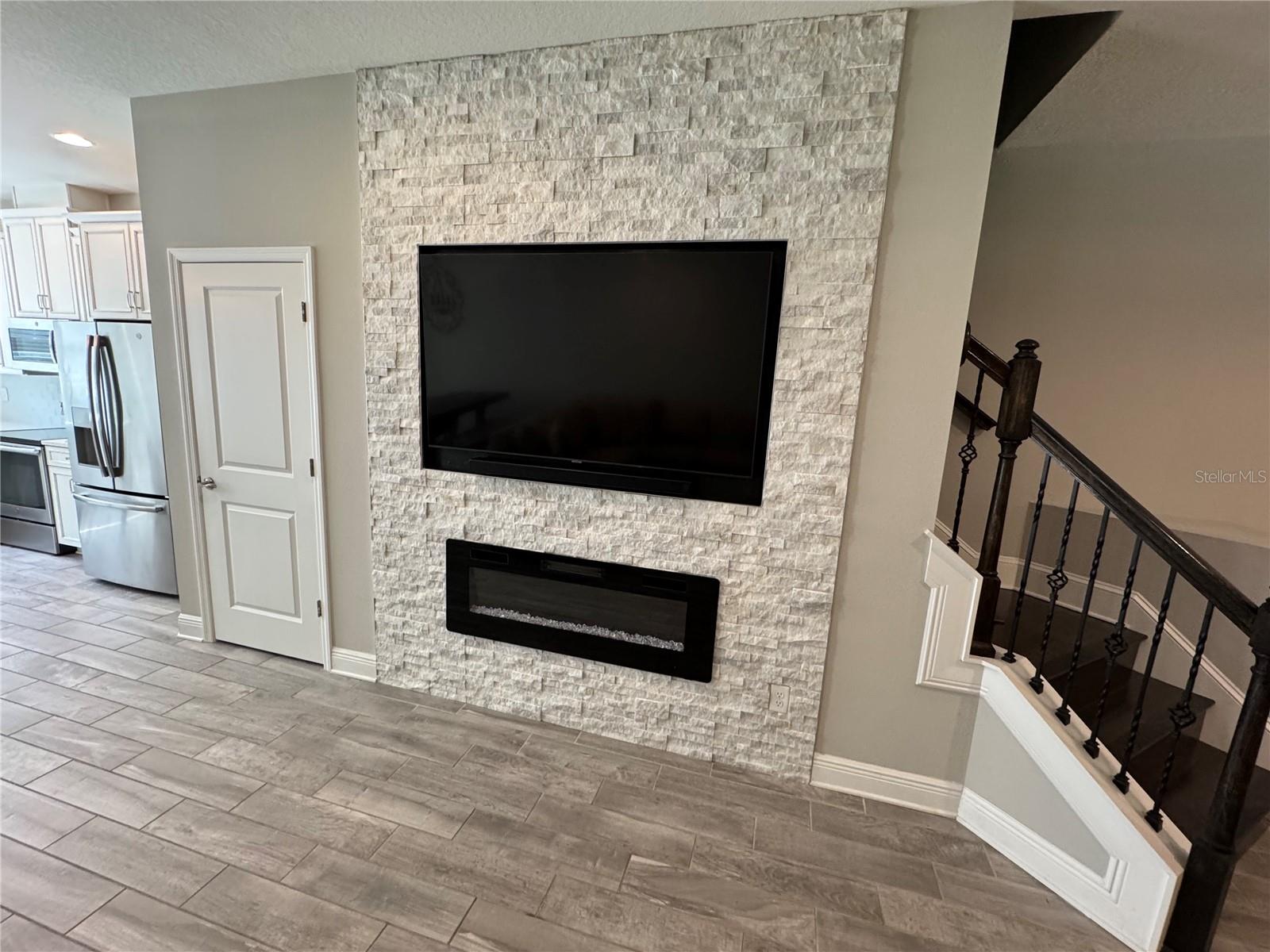 Image 16 of 23 For 5122 78th St Circle E