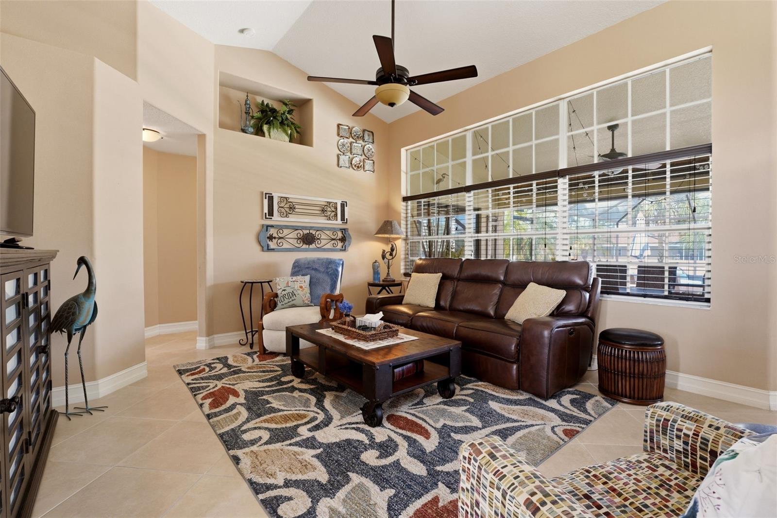 Image 11 of 41 For 3420 Sumter Boulevard