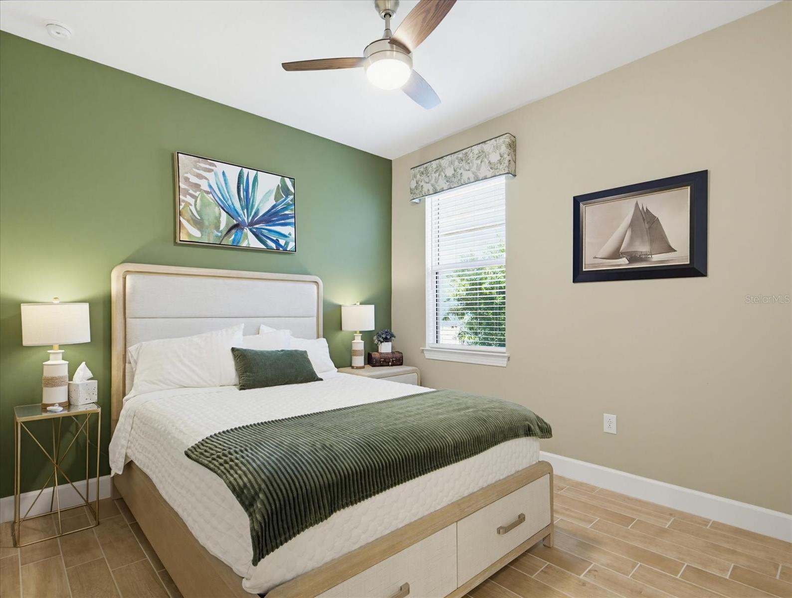Image 24 of 75 For 10408 Sea Breeze Ridge Drive