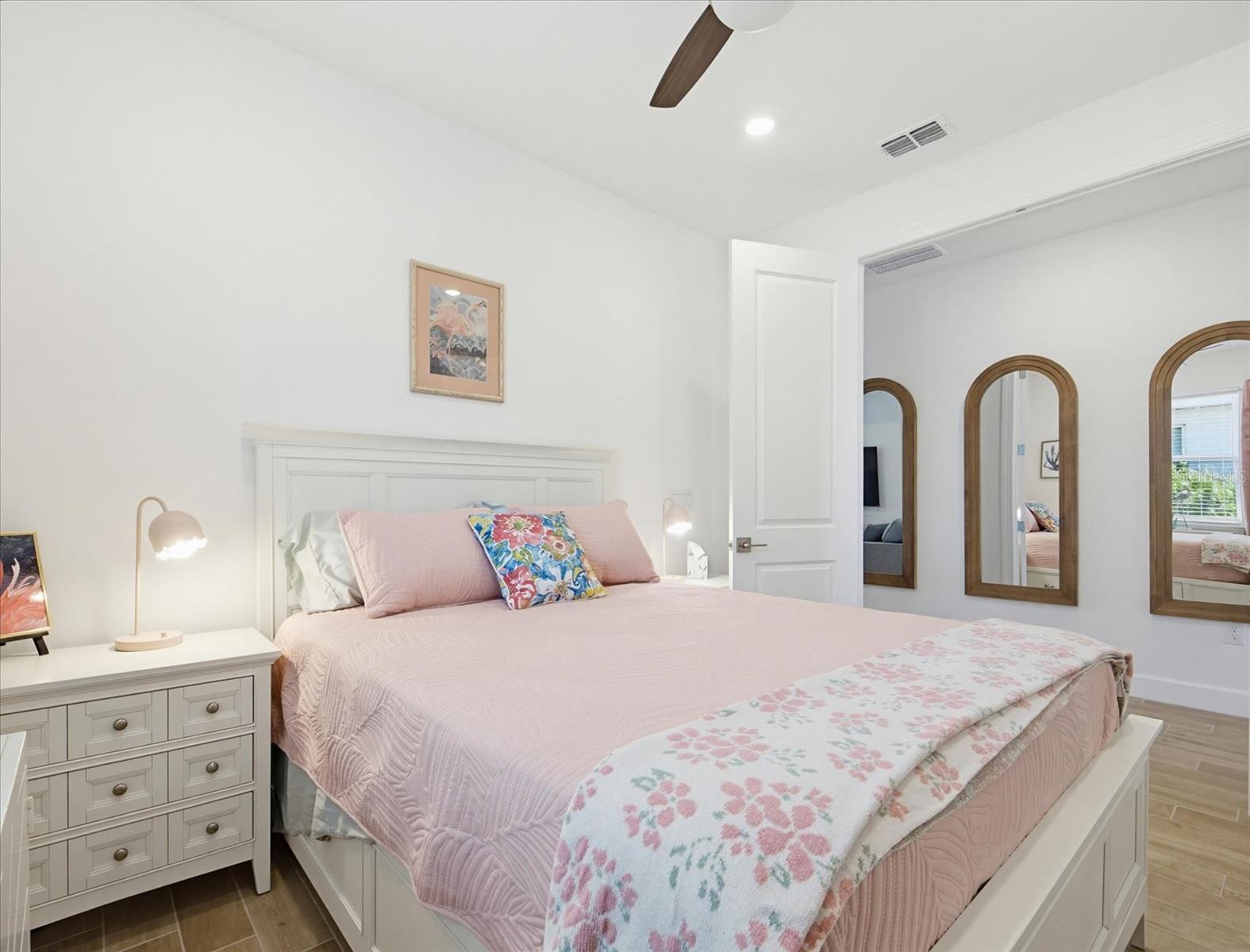 Image 26 of 75 For 10408 Sea Breeze Ridge Drive