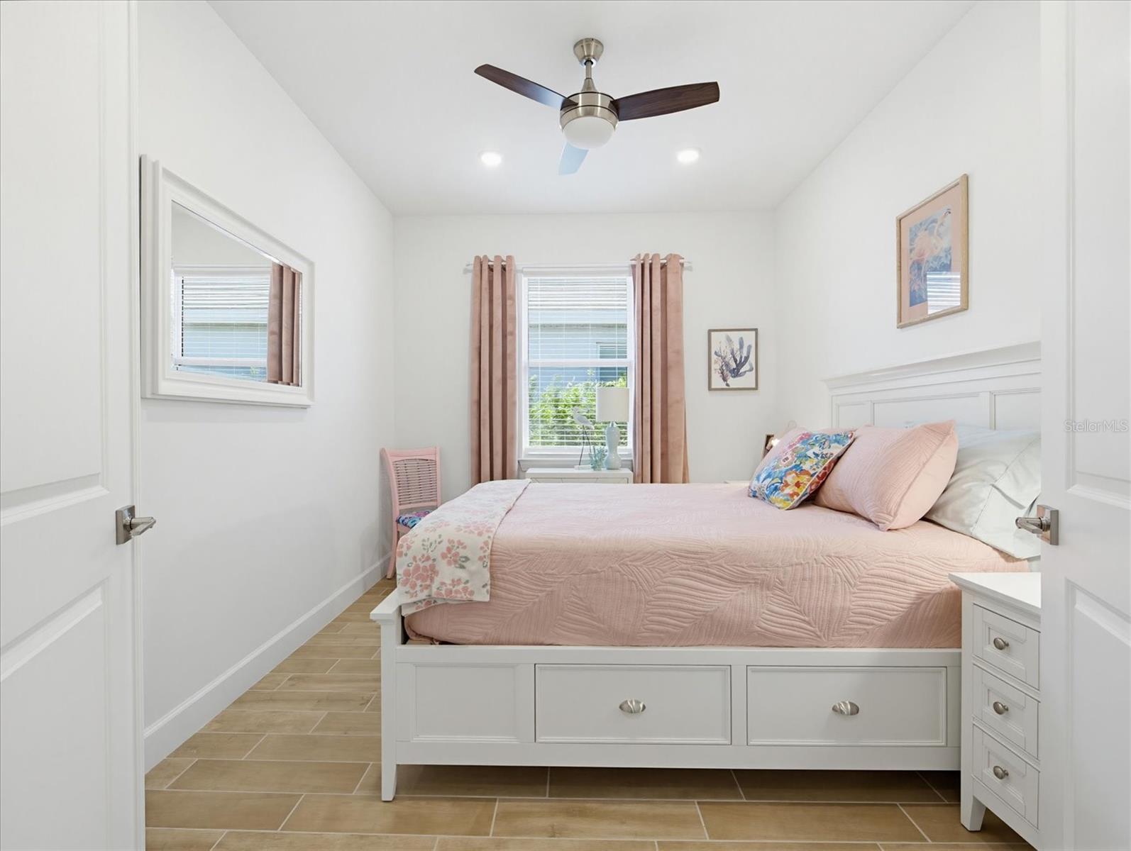 Image 28 of 75 For 10408 Sea Breeze Ridge Drive