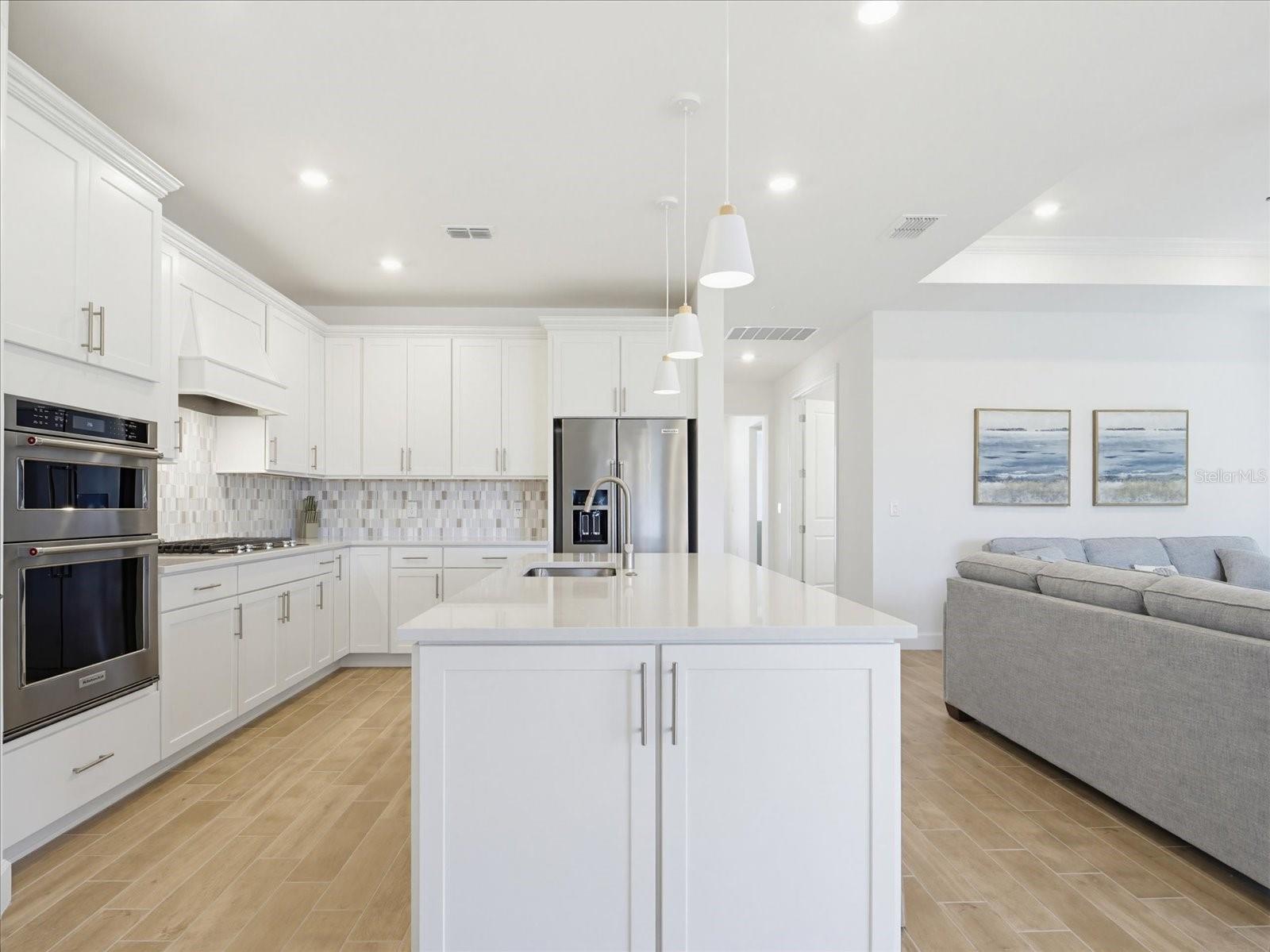 Image 7 of 75 For 10408 Sea Breeze Ridge Drive