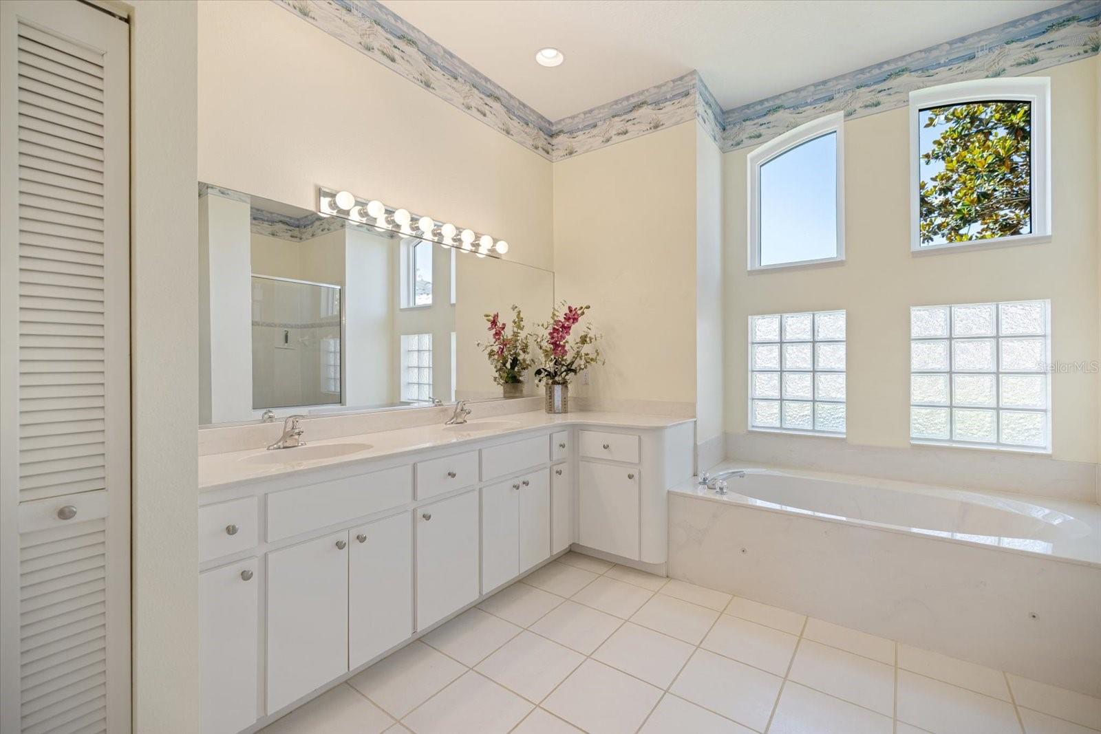 Image 43 of 62 For 498 Buttonbush Lane