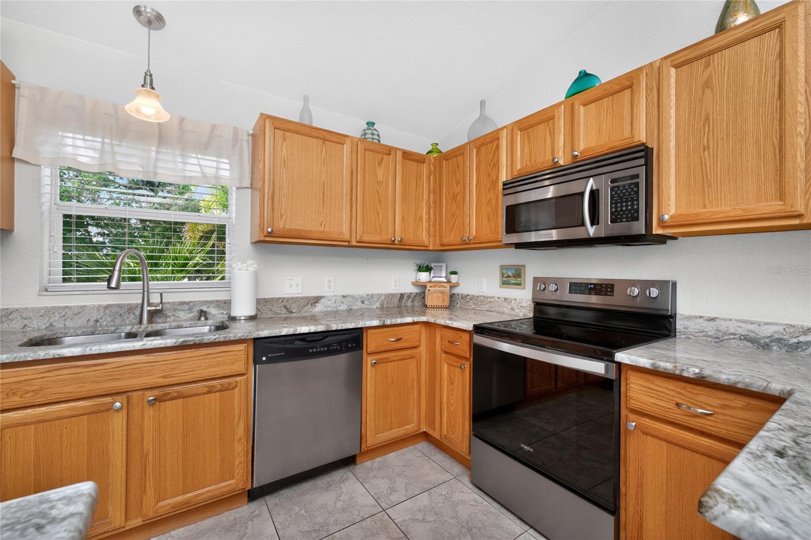 Image 11 of 85 For 9451 Brewton Avenue