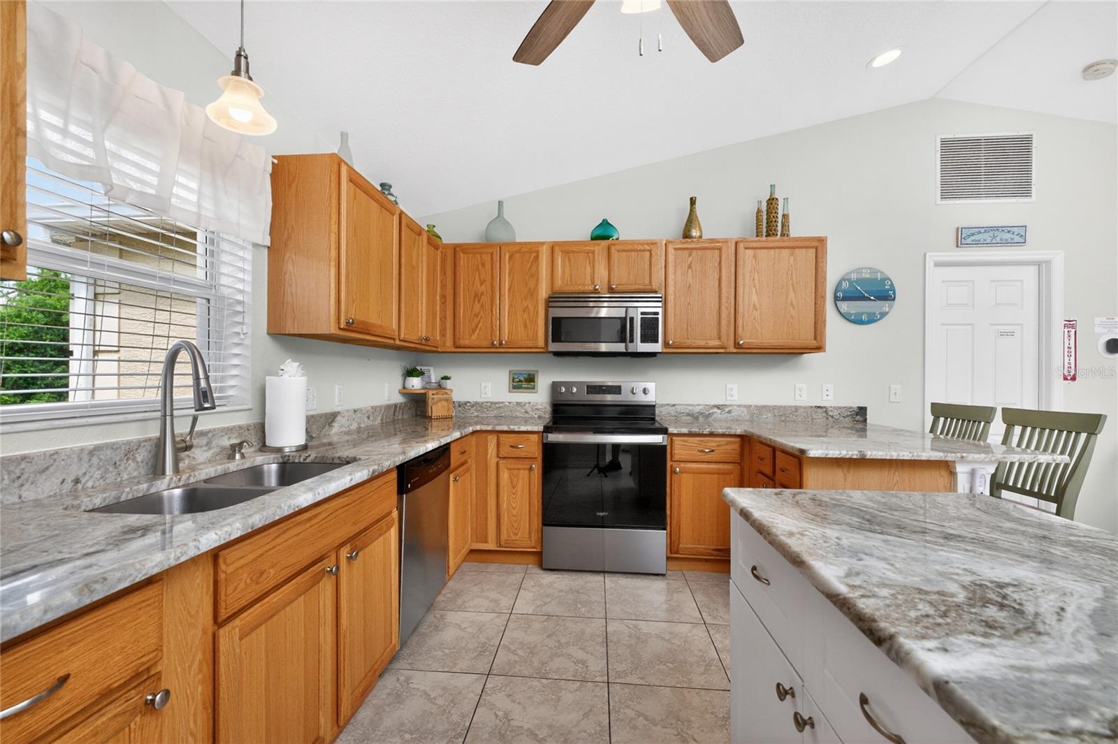 Image 12 of 85 For 9451 Brewton Avenue
