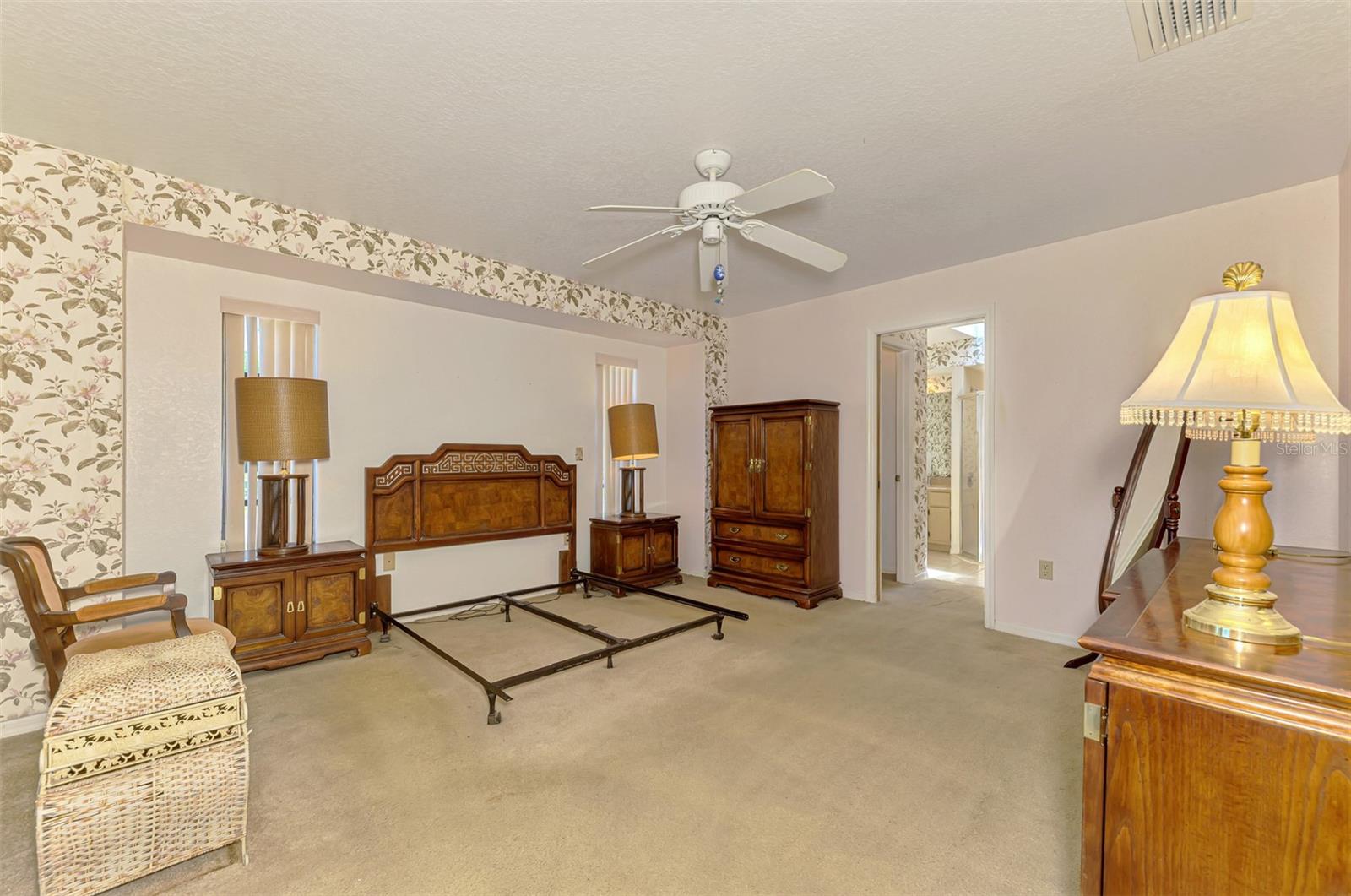 Image 29 of 73 For 5814 Jackson Lane