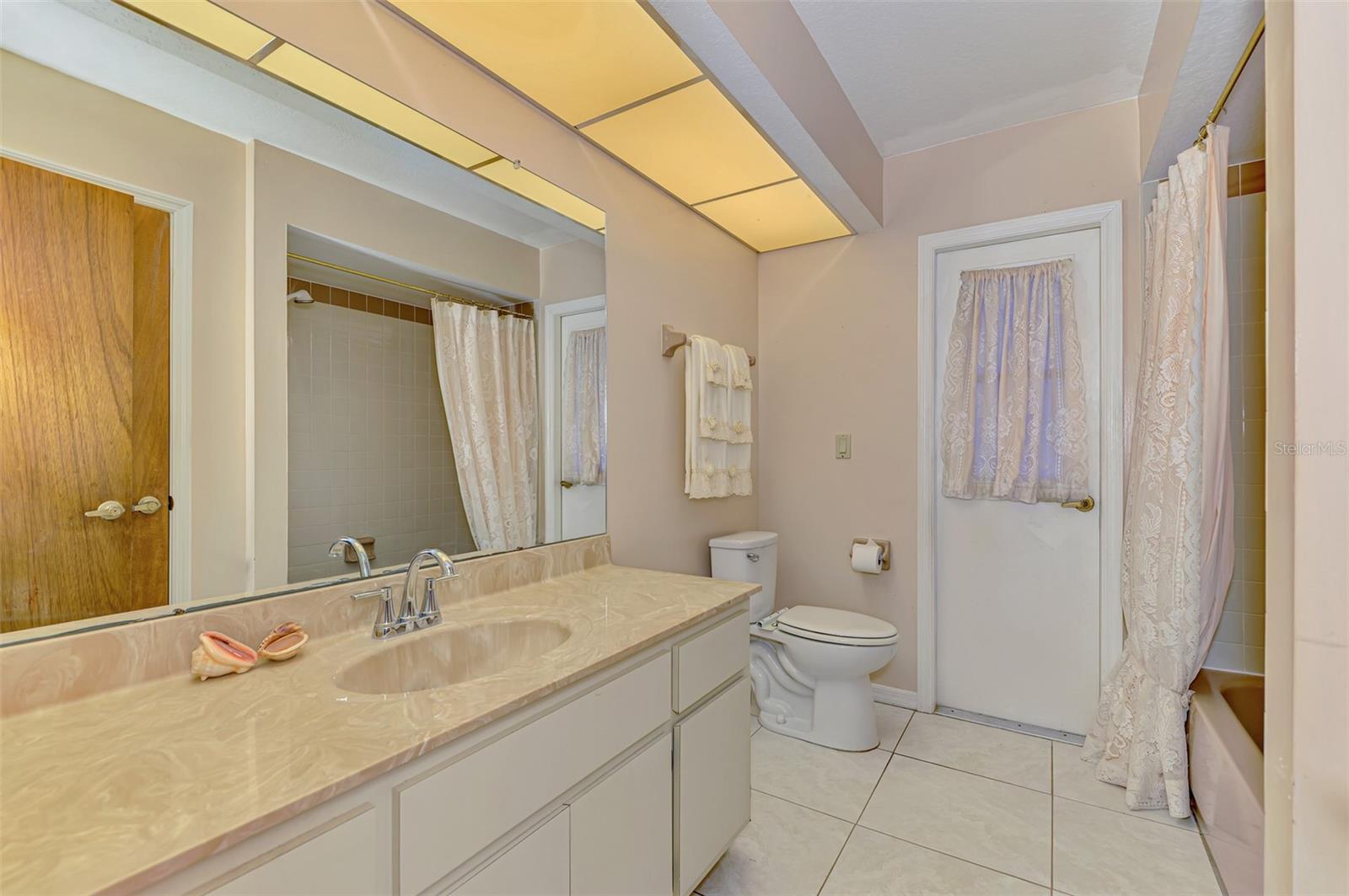Image 38 of 73 For 5814 Jackson Lane