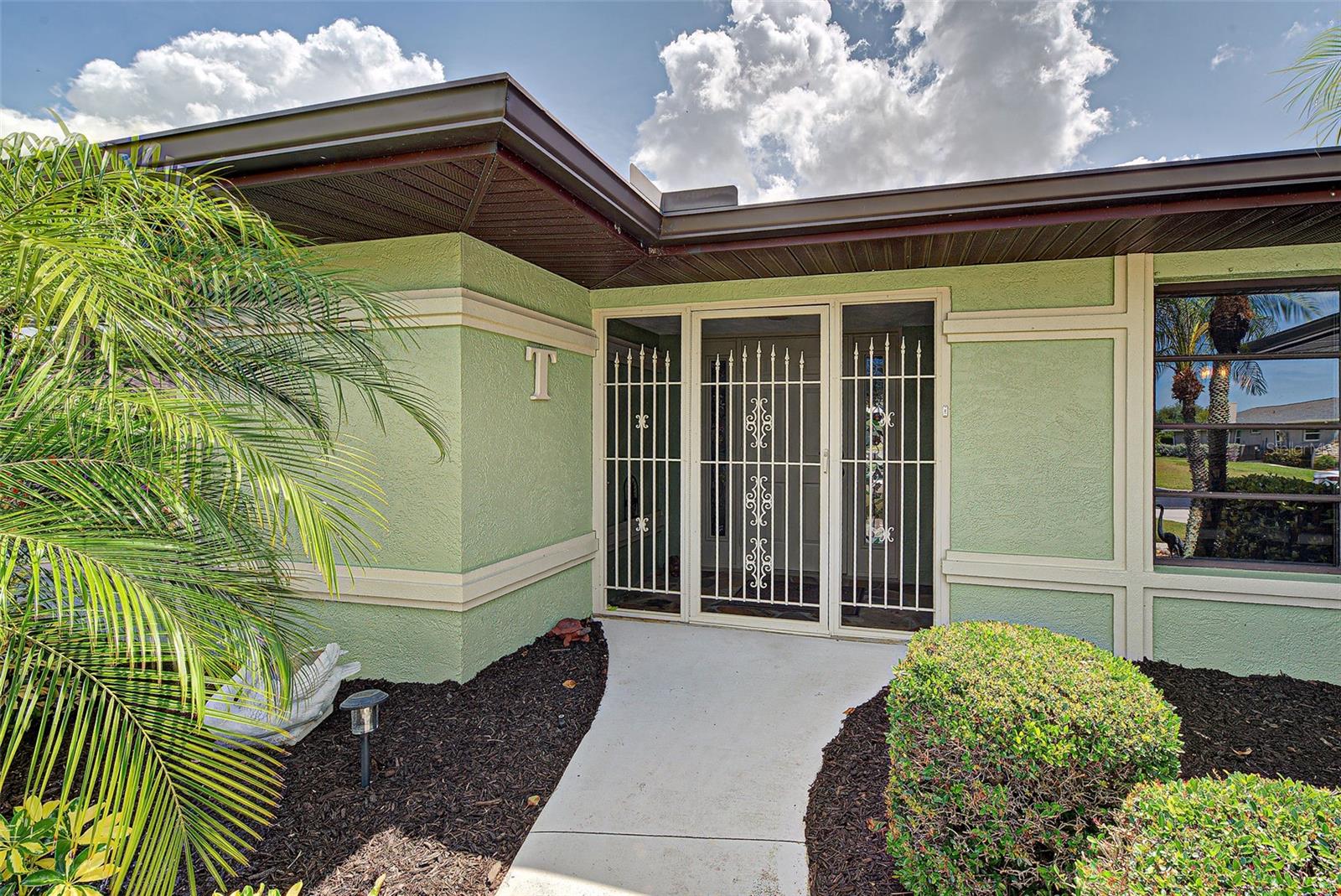 Image 8 of 81 For 1934 Pebble Beach Court