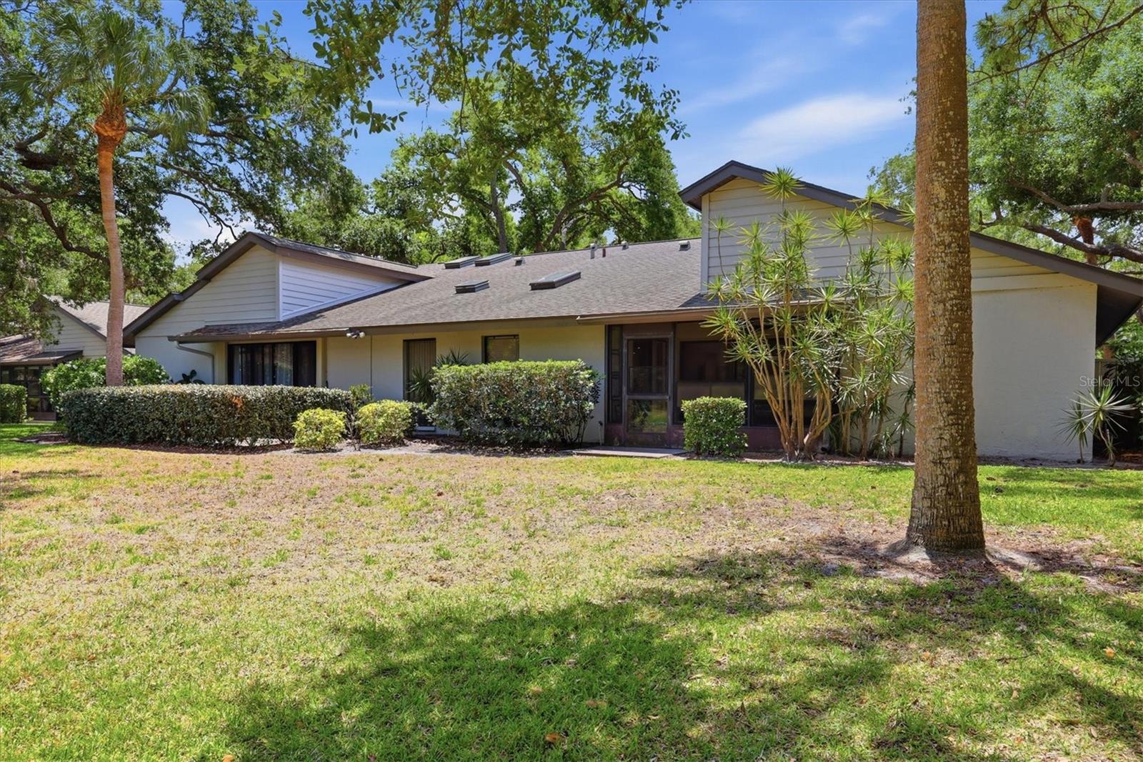 Image 20 of 28 For 4793 Oak Forest Drive W 46