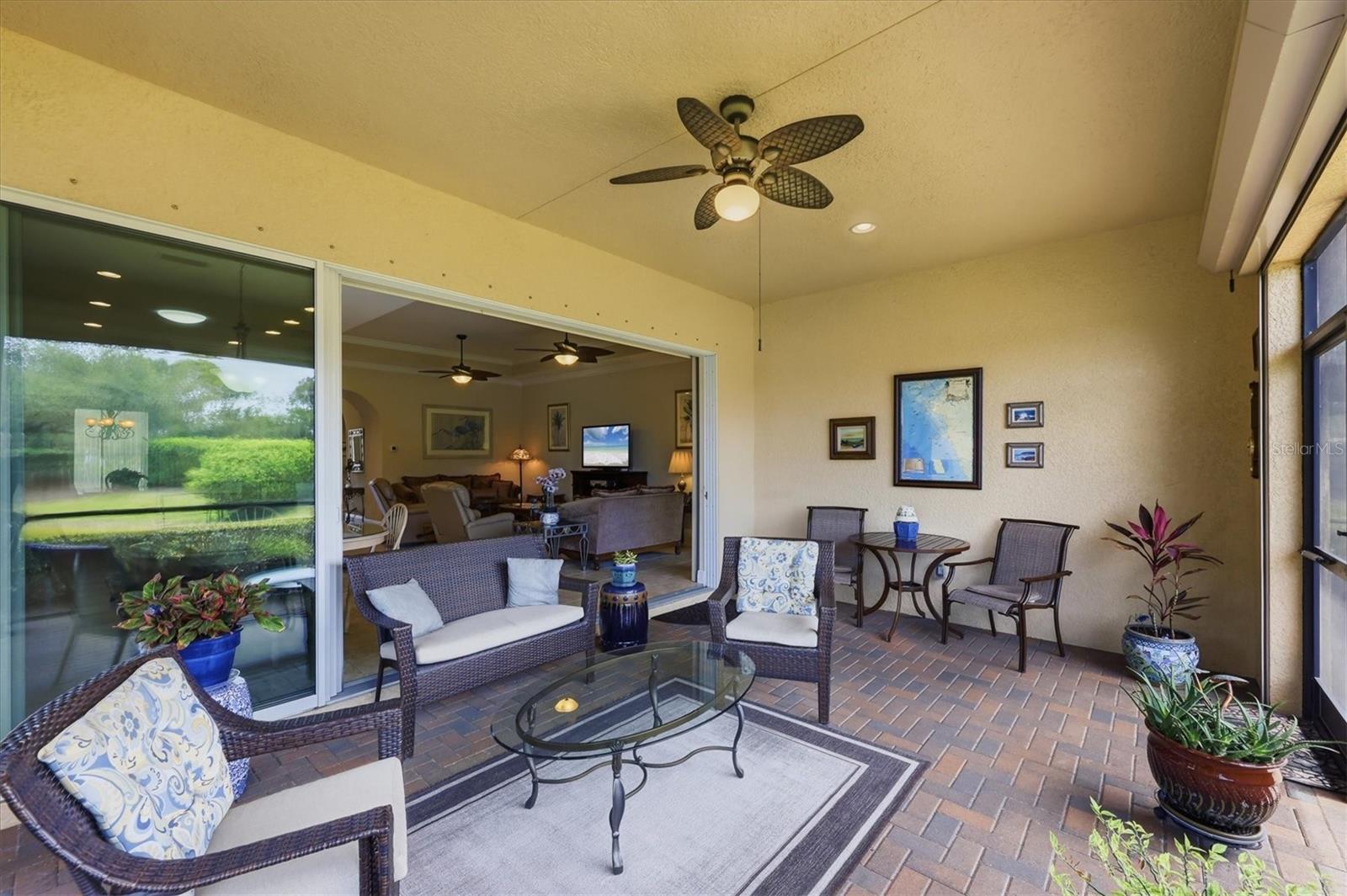 Image 34 of 99 For 345 Savona Way