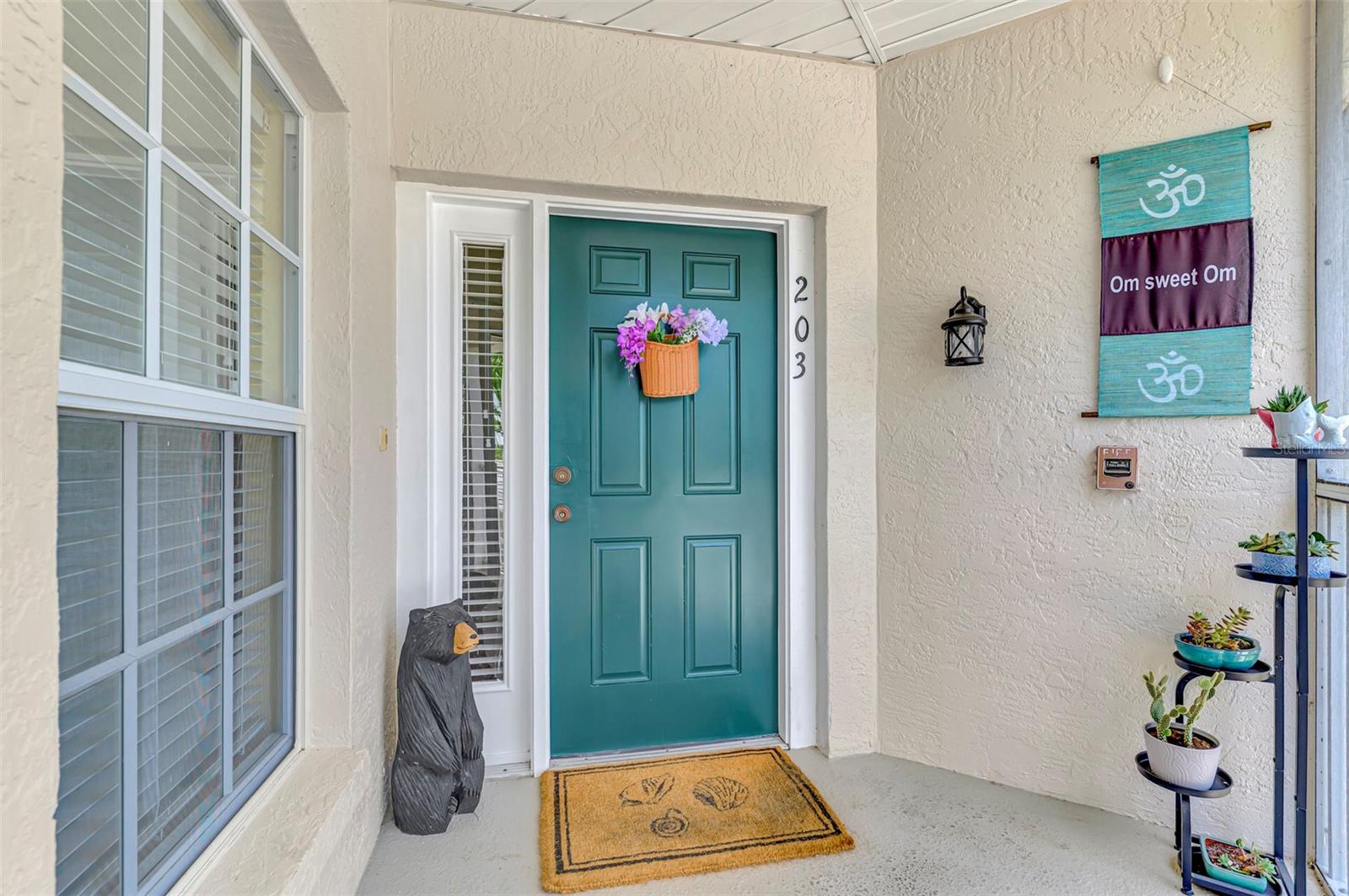 Image 14 of 70 For 900 Addington Court 203
