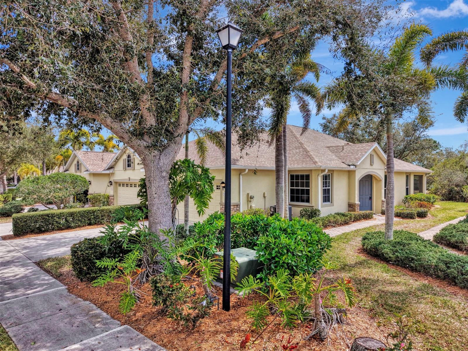 Image 2 of 85 For 9367 Carnaby Drive