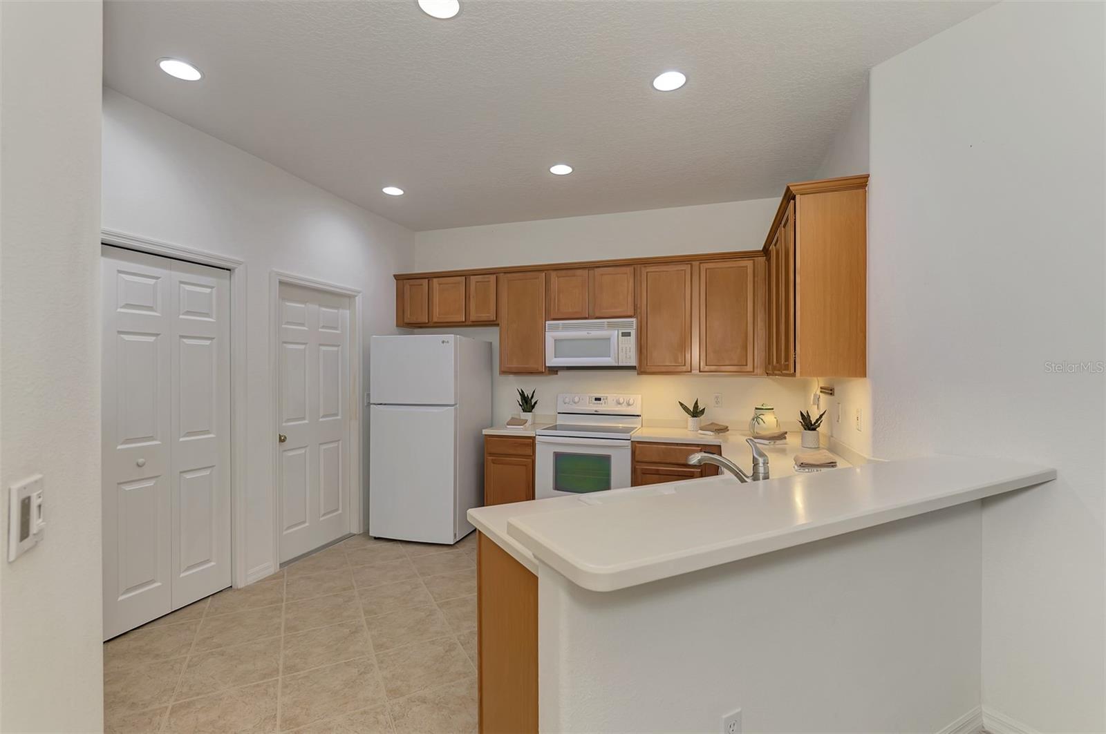 Image 24 of 85 For 9367 Carnaby Drive