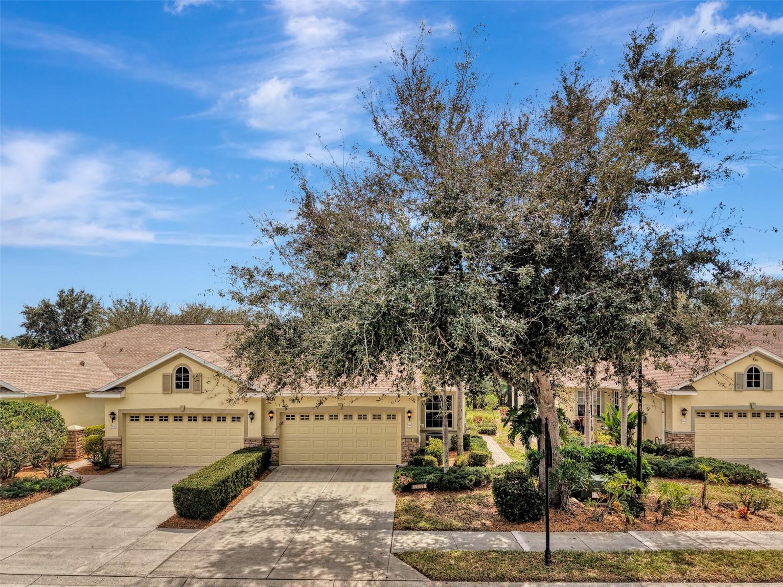 Image 5 of 85 For 9367 Carnaby Drive