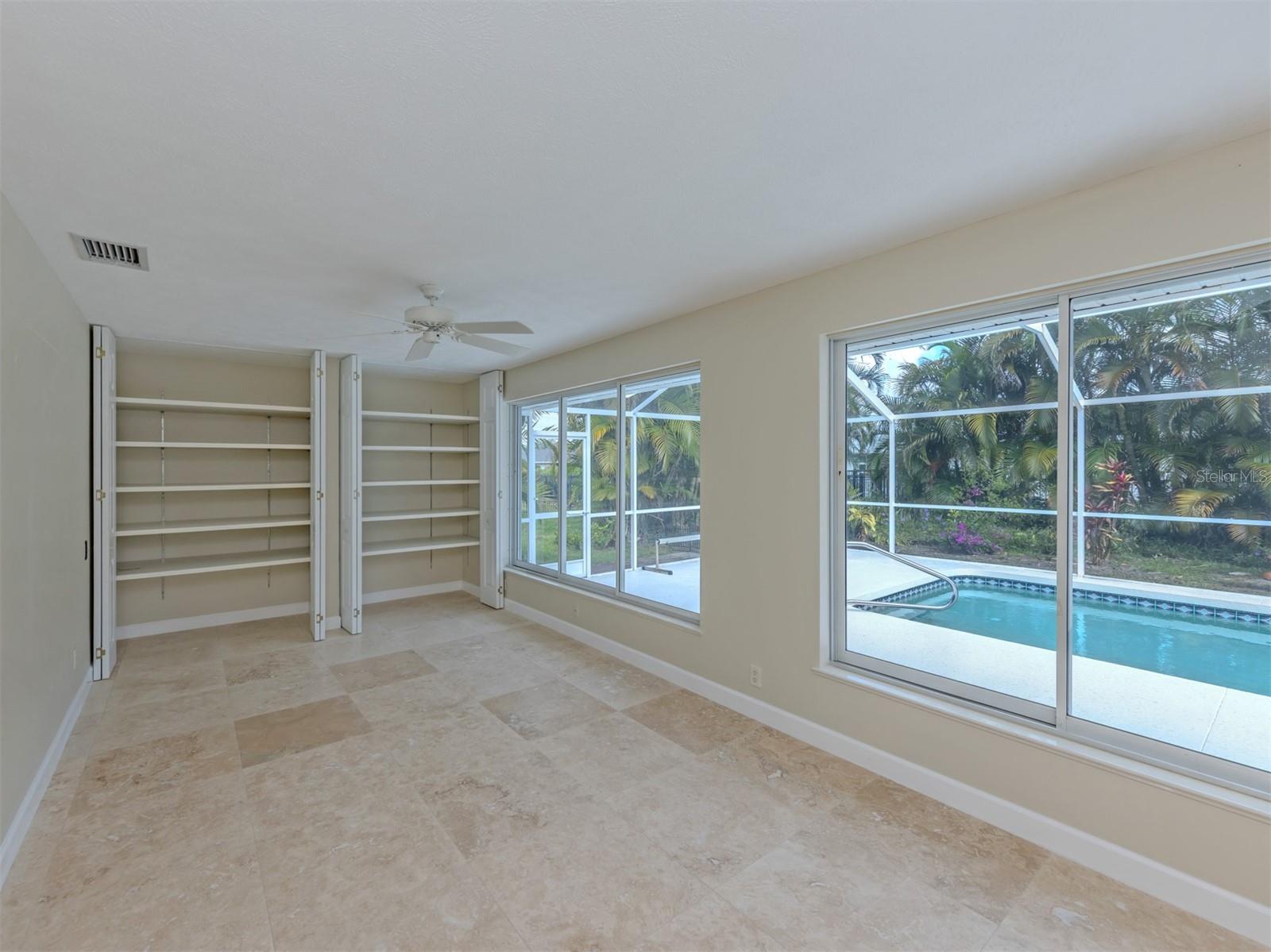 Image 10 of 60 For 1007 River Oaks Court