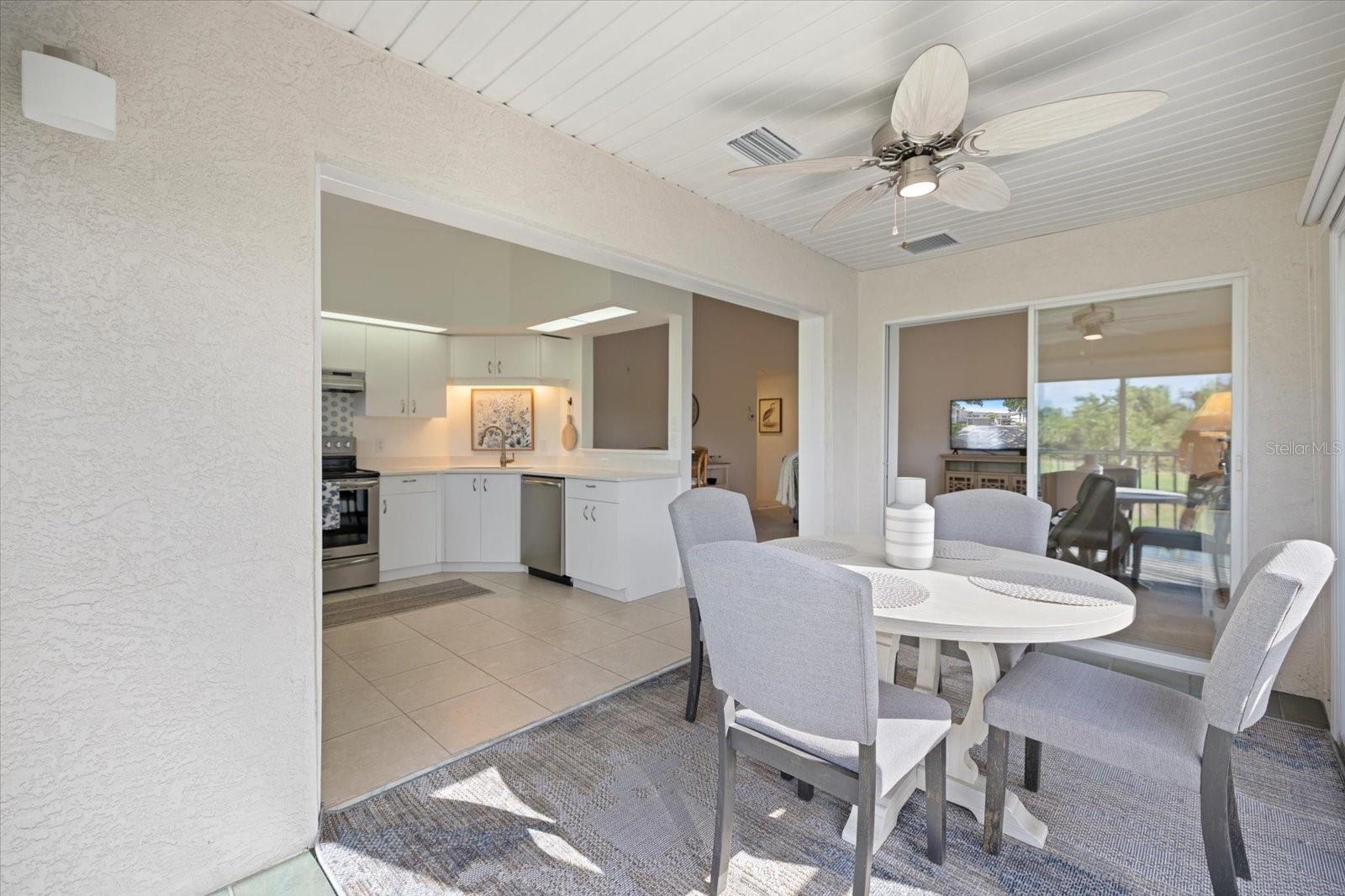 Image 11 of 40 For 801 Montrose Drive 202