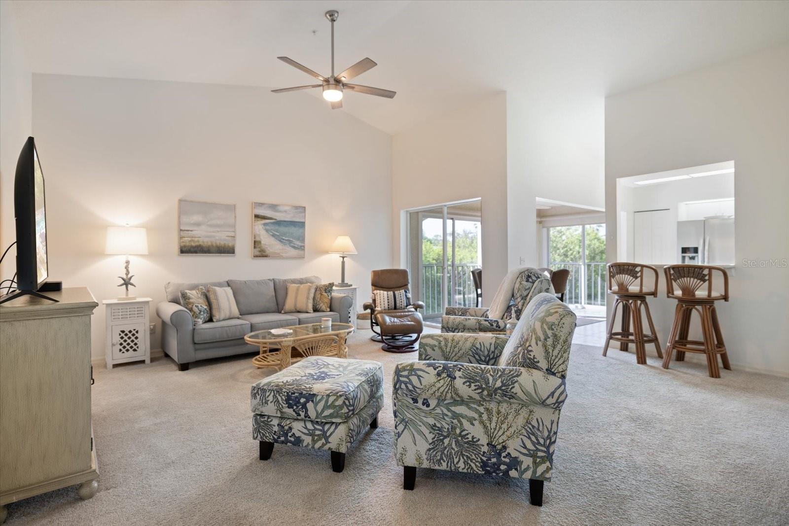 Image 12 of 40 For 801 Montrose Drive 202