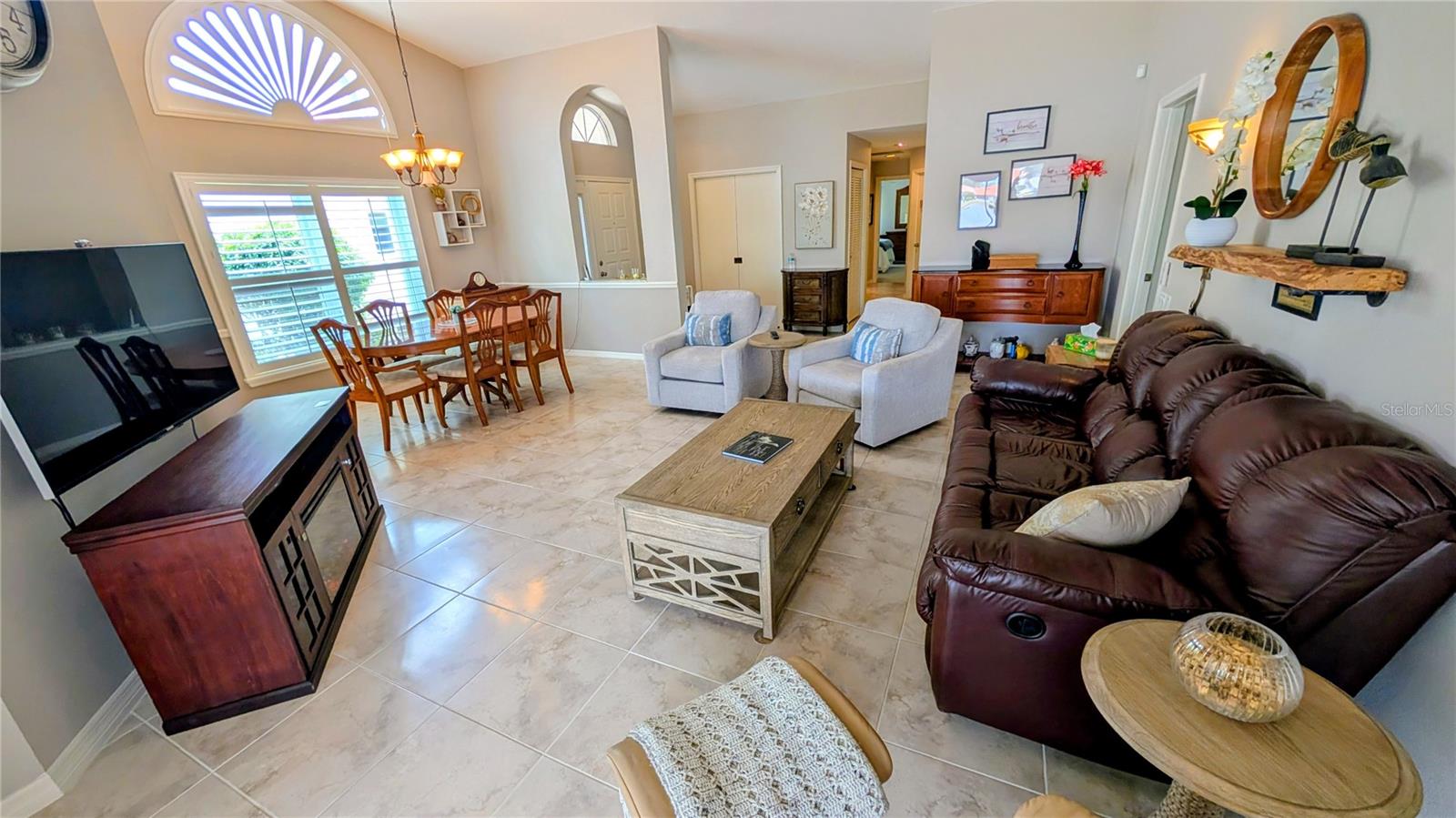 Image 16 of 40 For 4935 Pepperwood Place