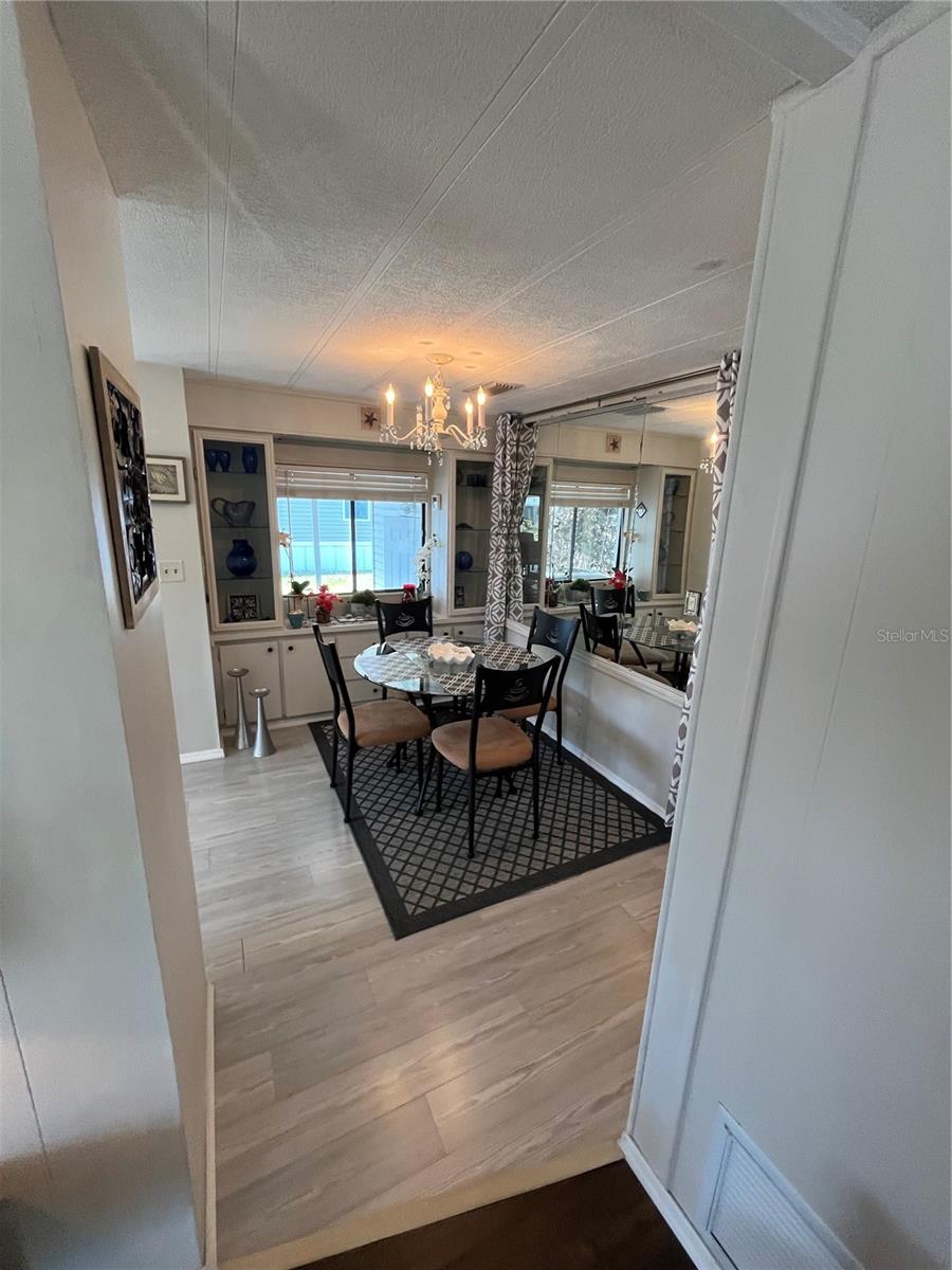 Image 12 of 30 For 533 Cervina Drive S