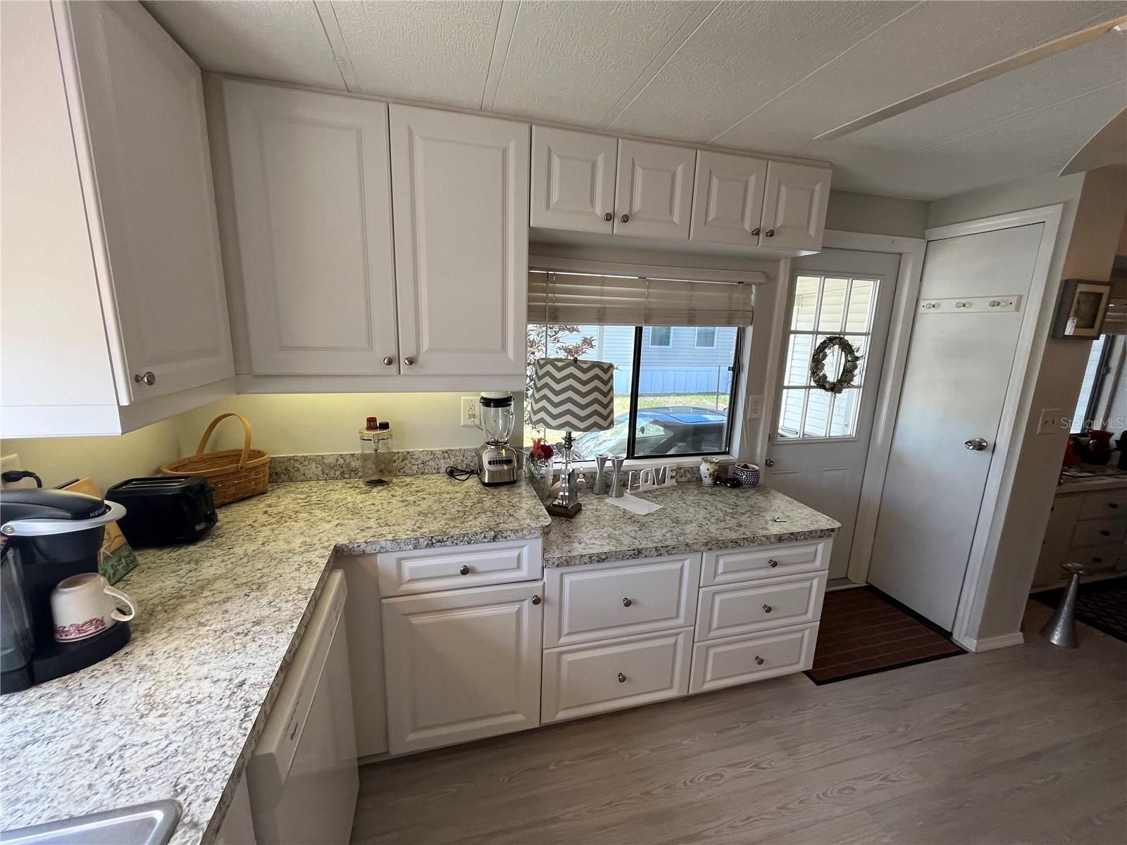Image 17 of 30 For 533 Cervina Drive S
