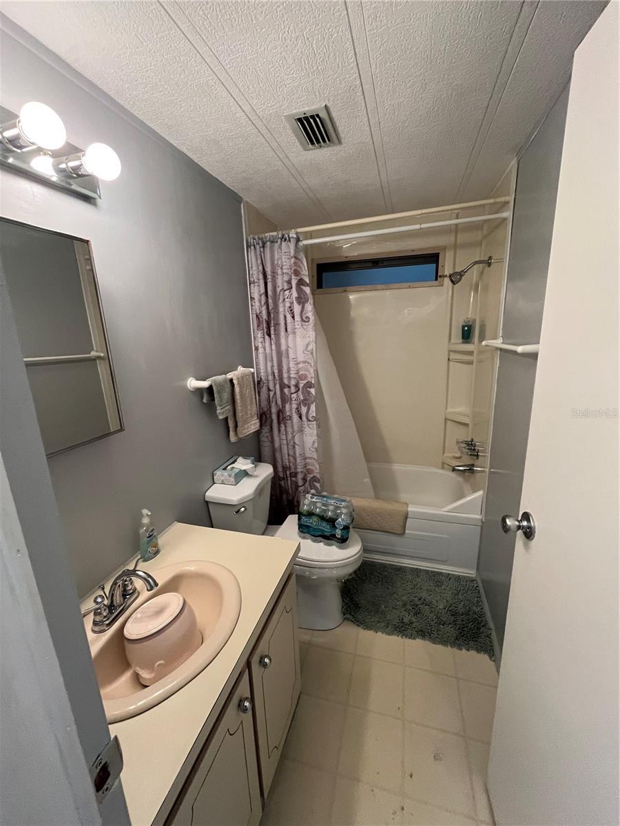 Image 22 of 30 For 533 Cervina Drive S
