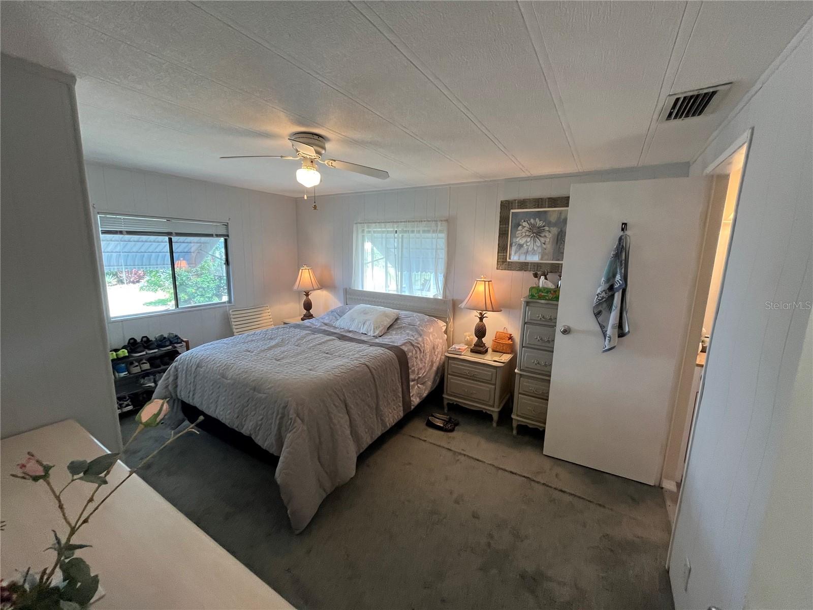 Image 23 of 30 For 533 Cervina Drive S