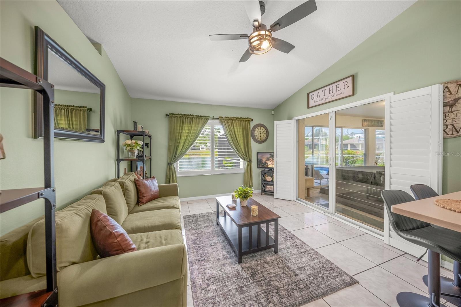 Image 7 of 33 For 7727 36th Lane E