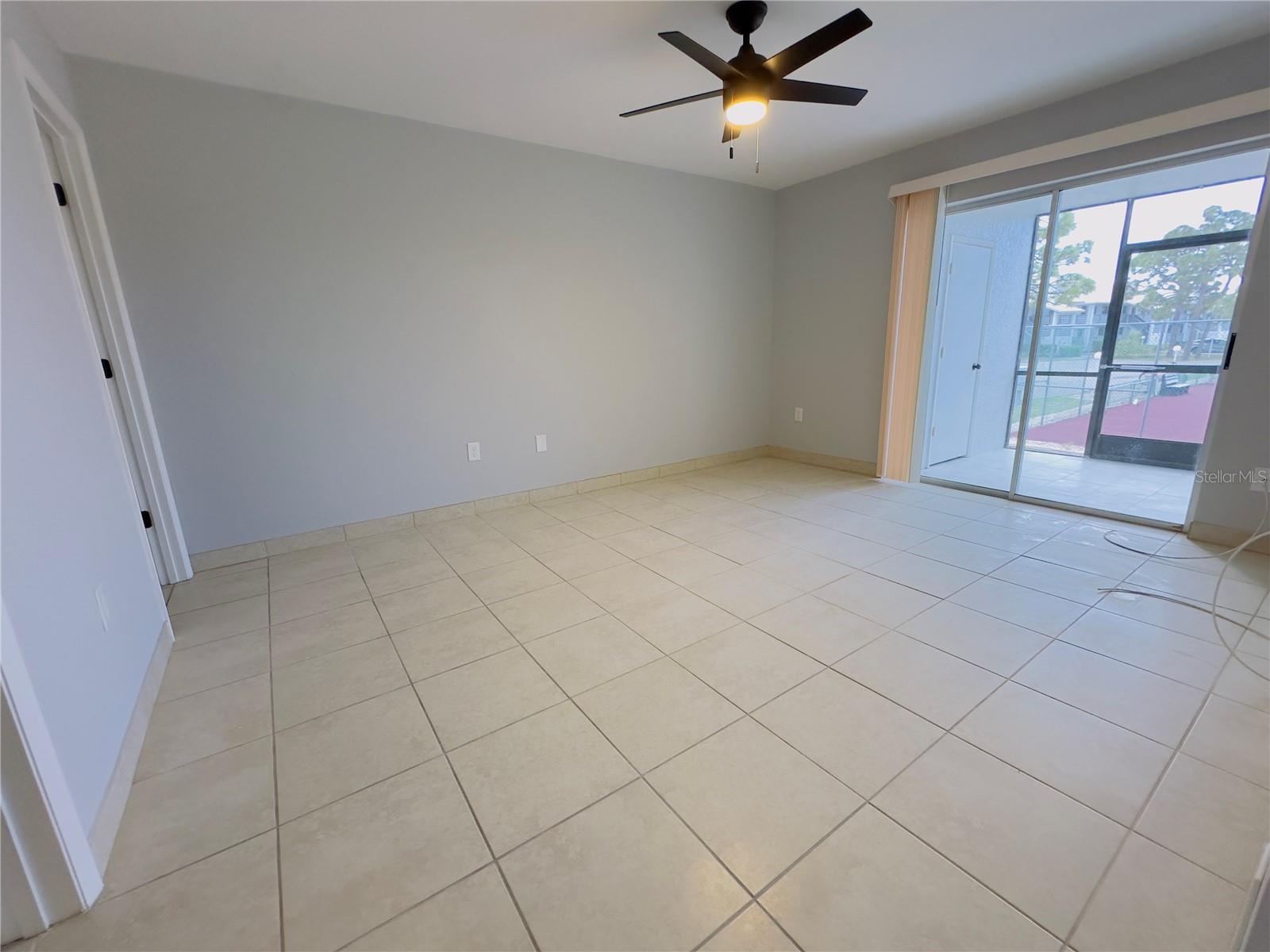 Image 11 of 51 For 6800 Placida Road 179