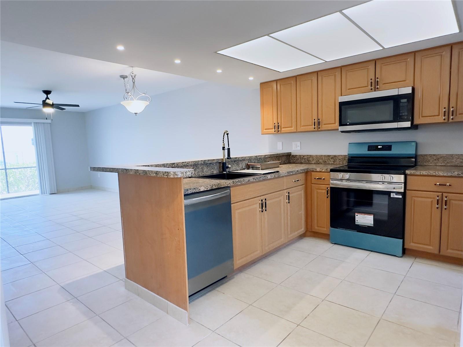 Image 3 of 51 For 6800 Placida Road 179