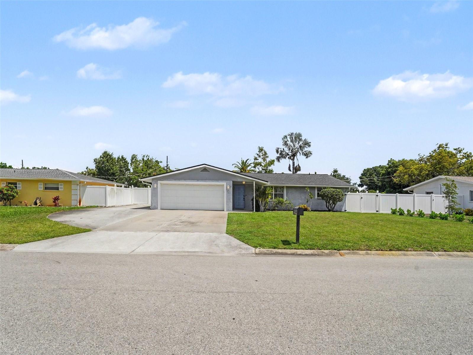 Image 2 of 55 For 222 Malvern Drive