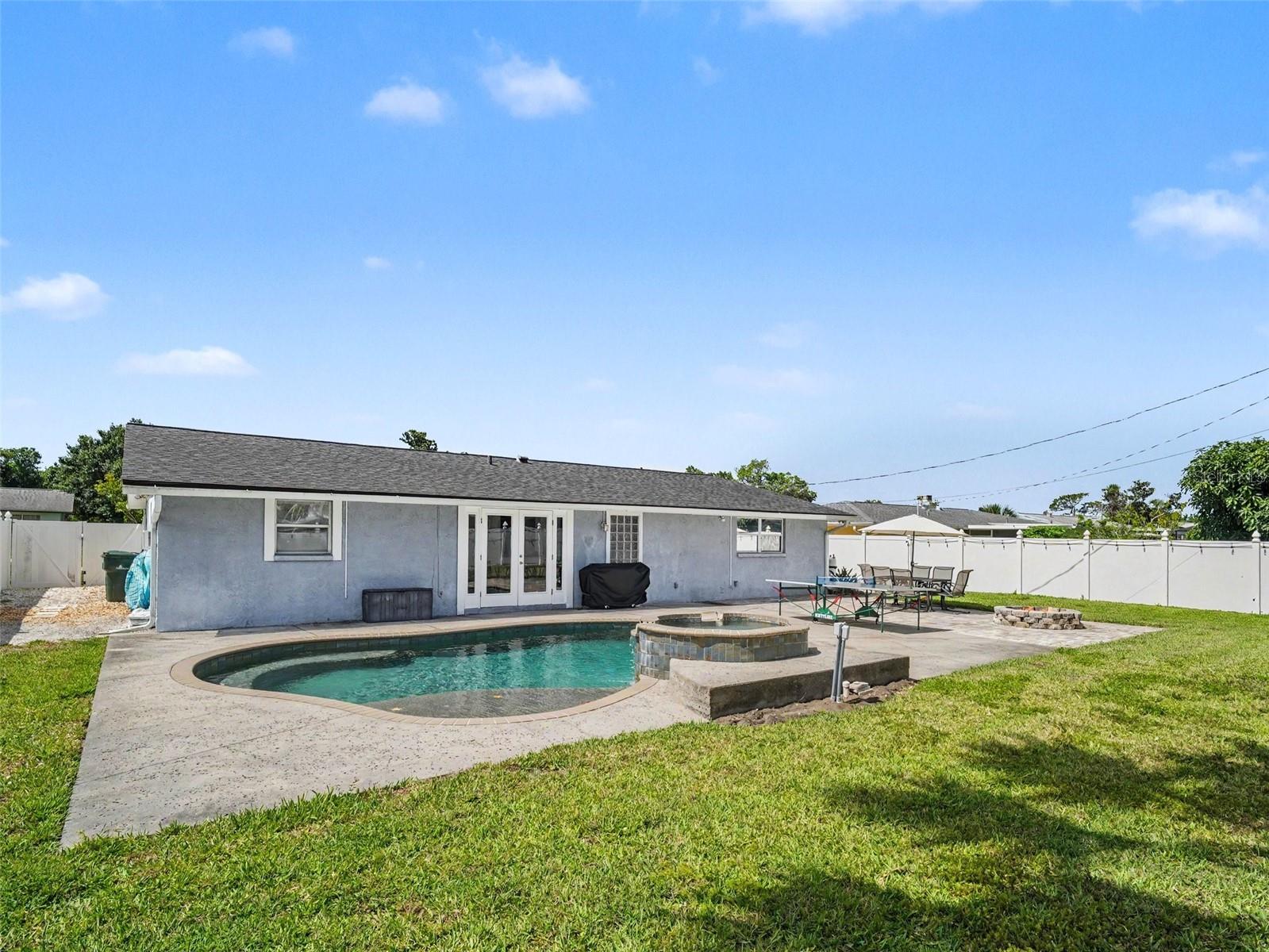Image 22 of 55 For 222 Malvern Drive