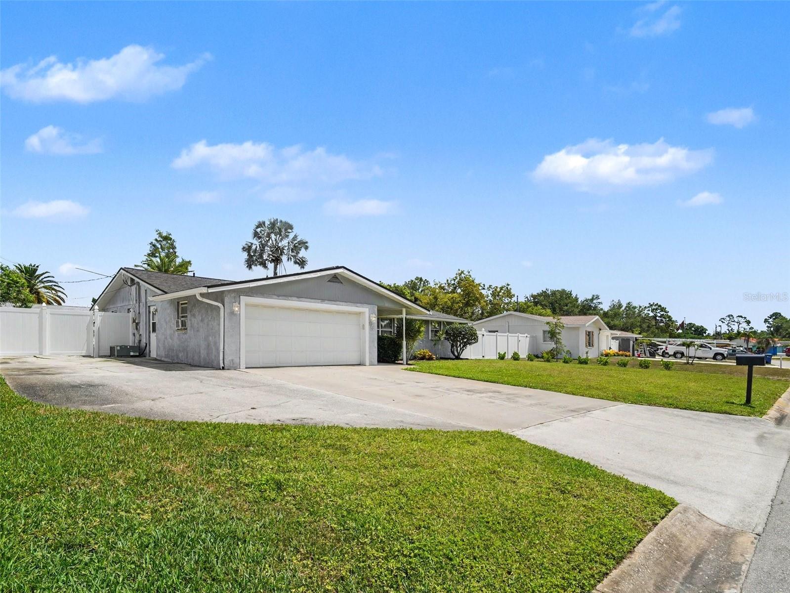 Image 3 of 55 For 222 Malvern Drive