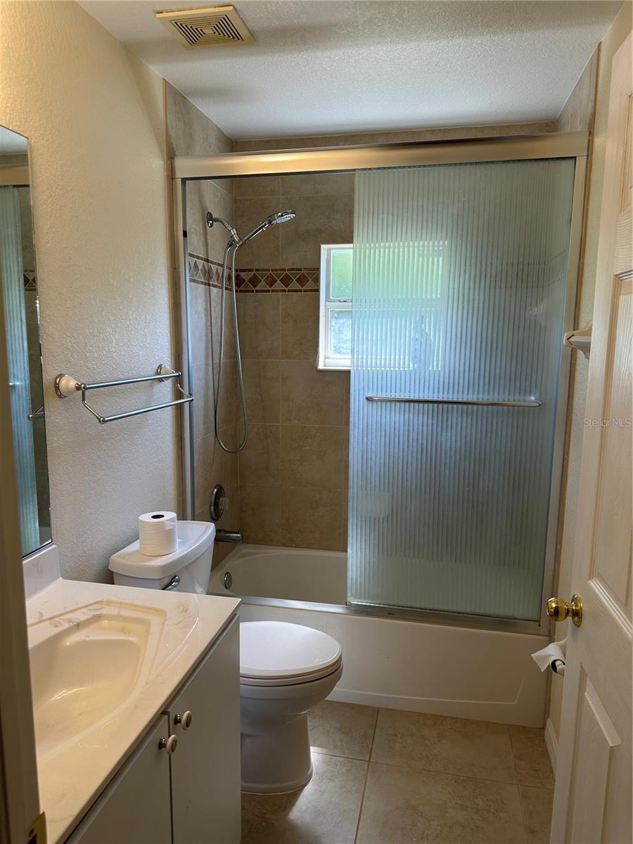 Image 9 of 21 For 8171 Rocliff Avenue
