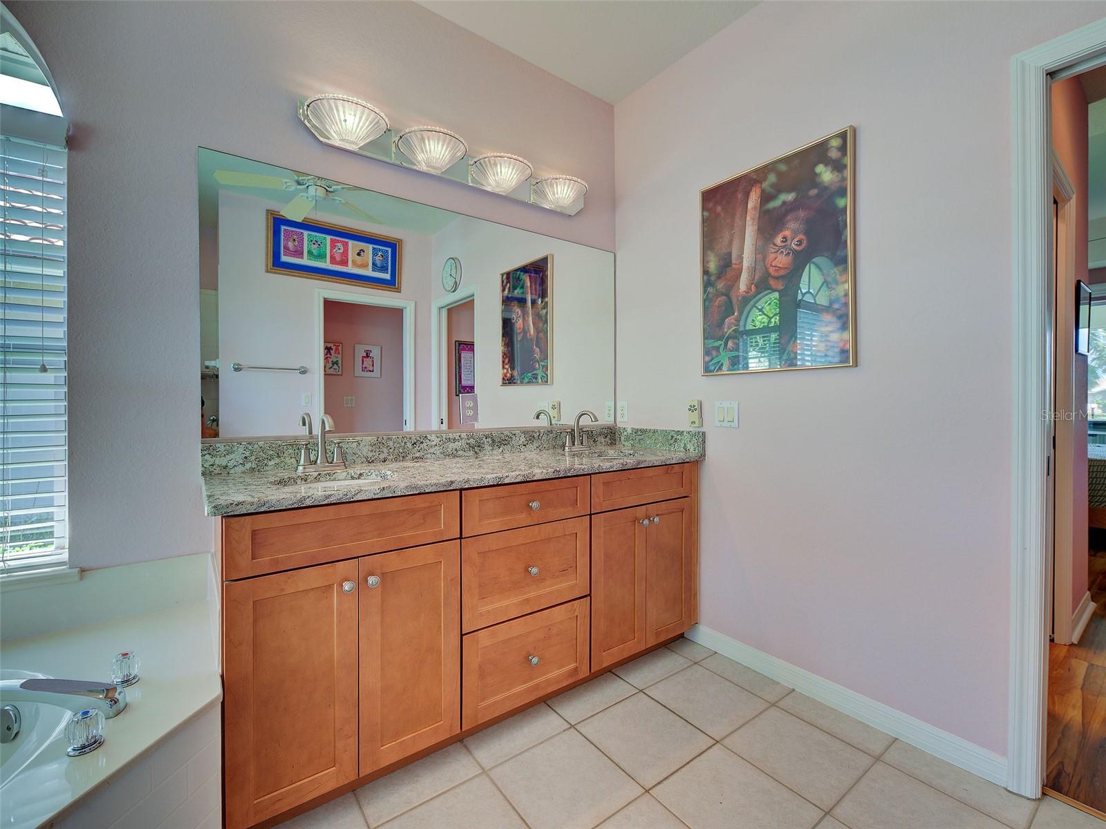 Image 34 of 61 For 115 Grand Oak Circle
