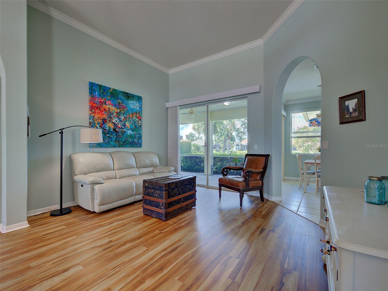 Image 9 of 61 For 115 Grand Oak Circle