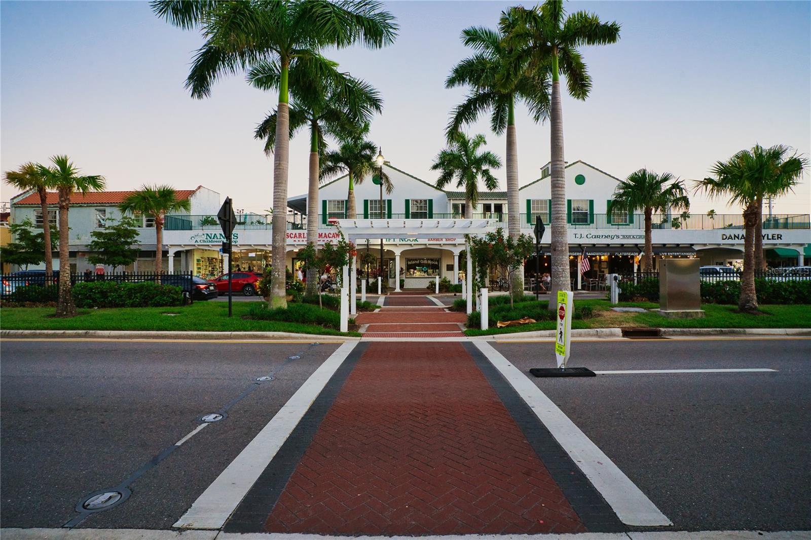 Image 49 of 56 For 221 Venice Boulevard