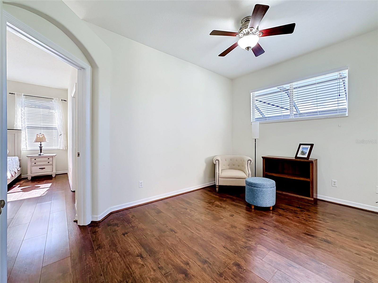 Listing photo id 34 for 11603 Dancing River Drive