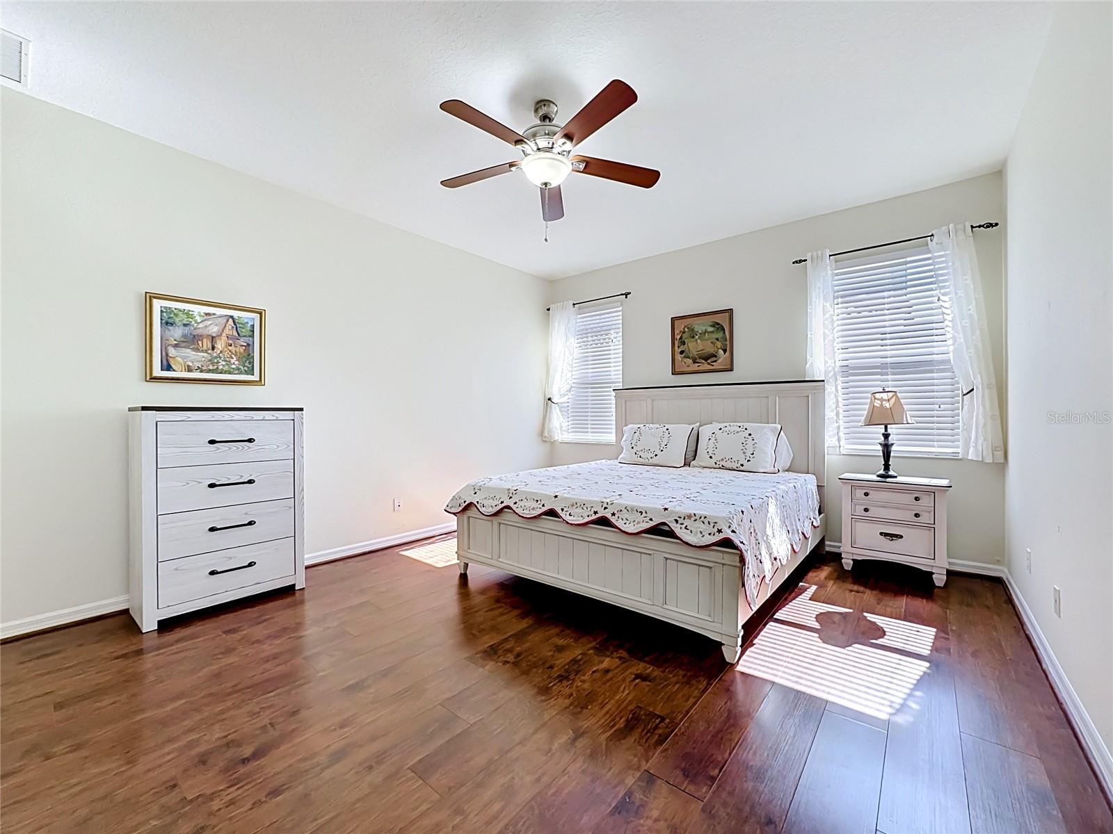 Listing photo id 36 for 11603 Dancing River Drive